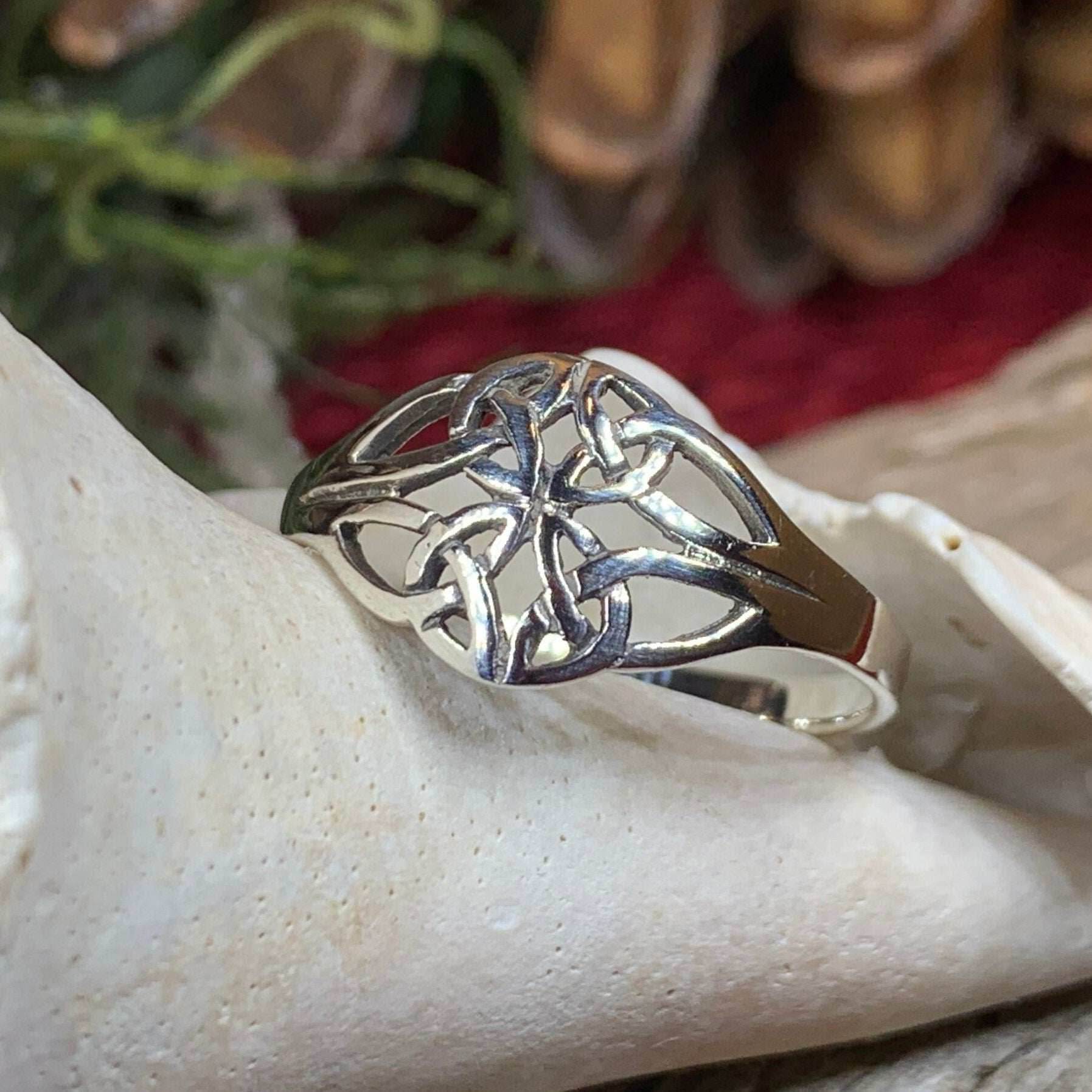 Eiyen Celtic Knot Ring - 6