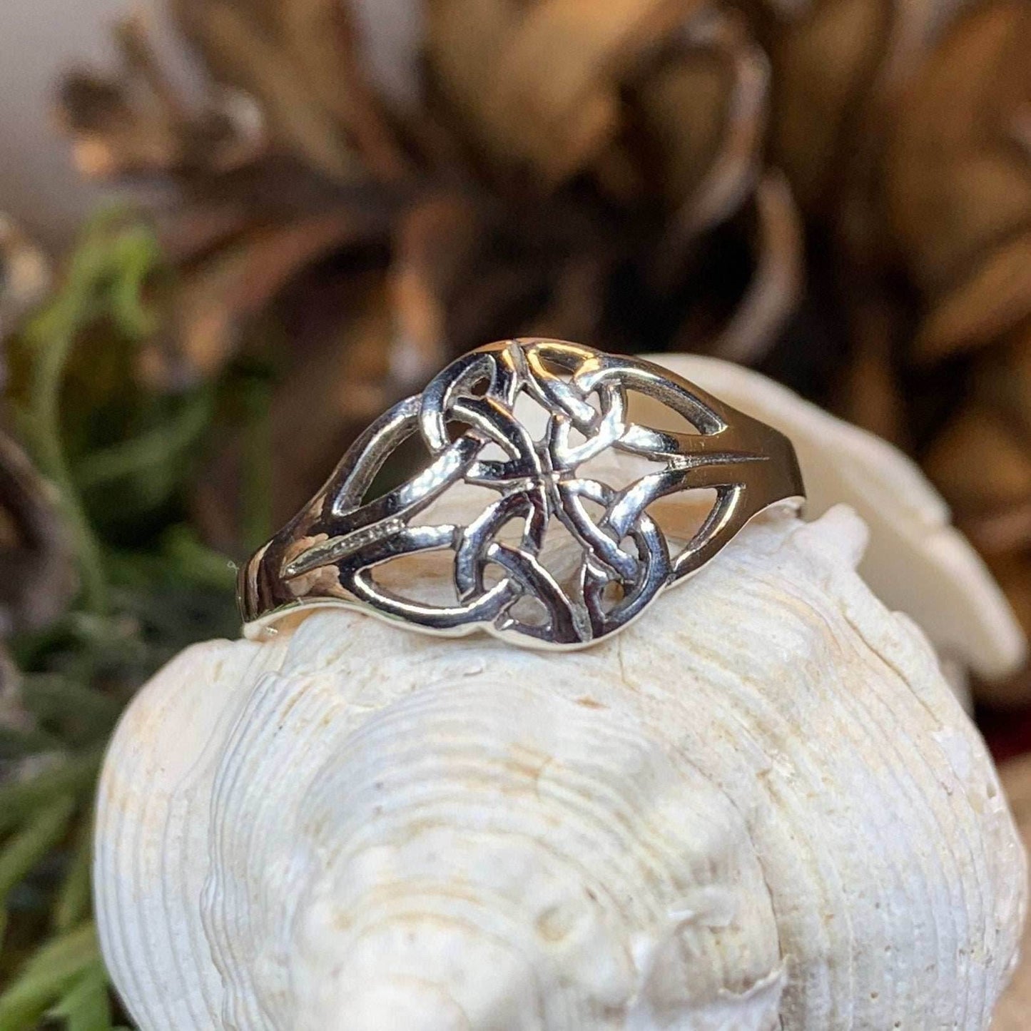 Eiyen Celtic Knot Ring - 6