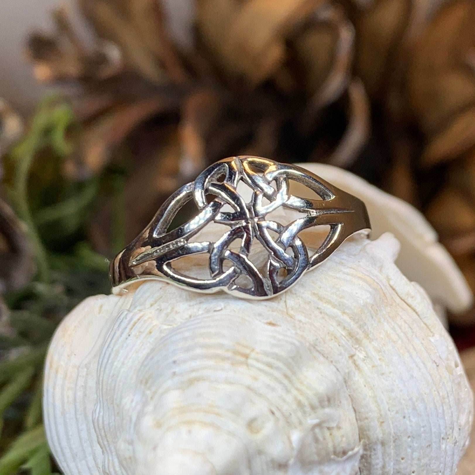Eiyen Celtic Knot Ring - 6