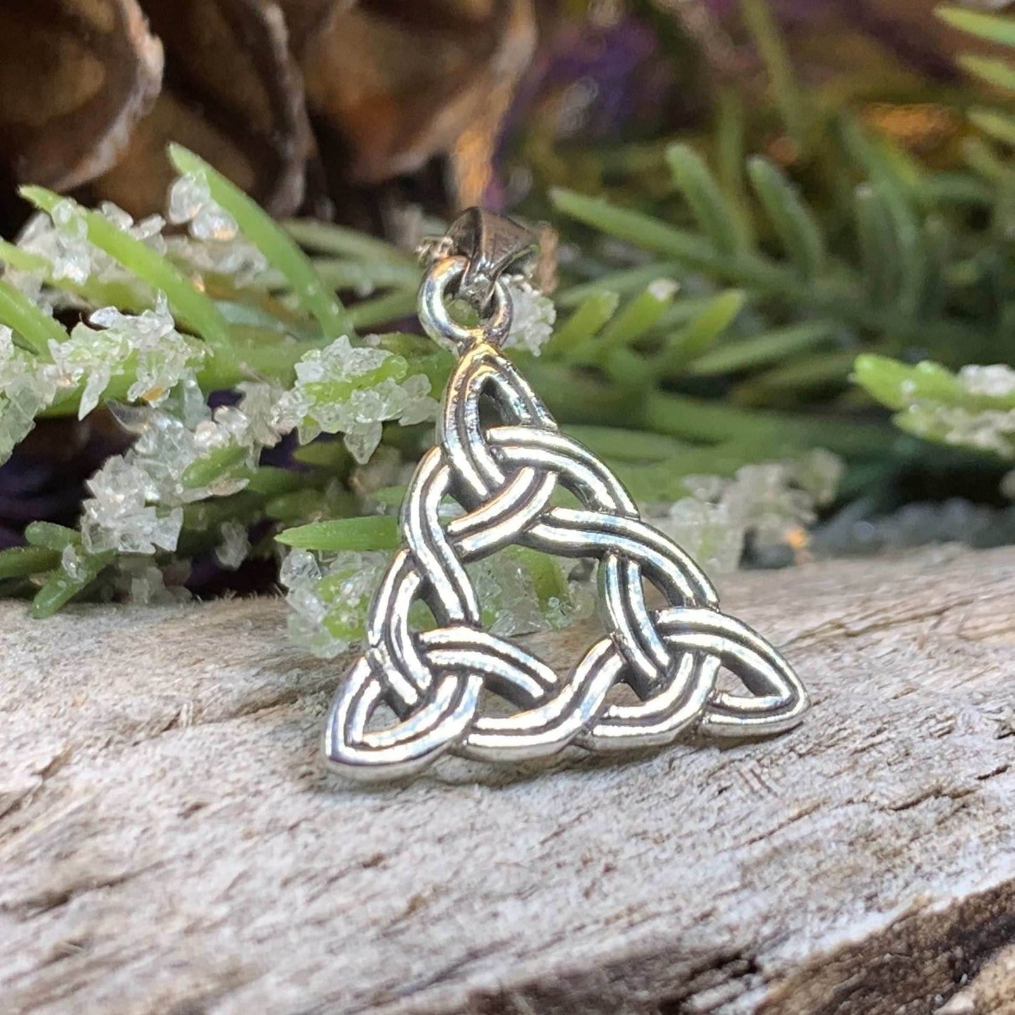 Destiny Celtic Knot Necklace - 18