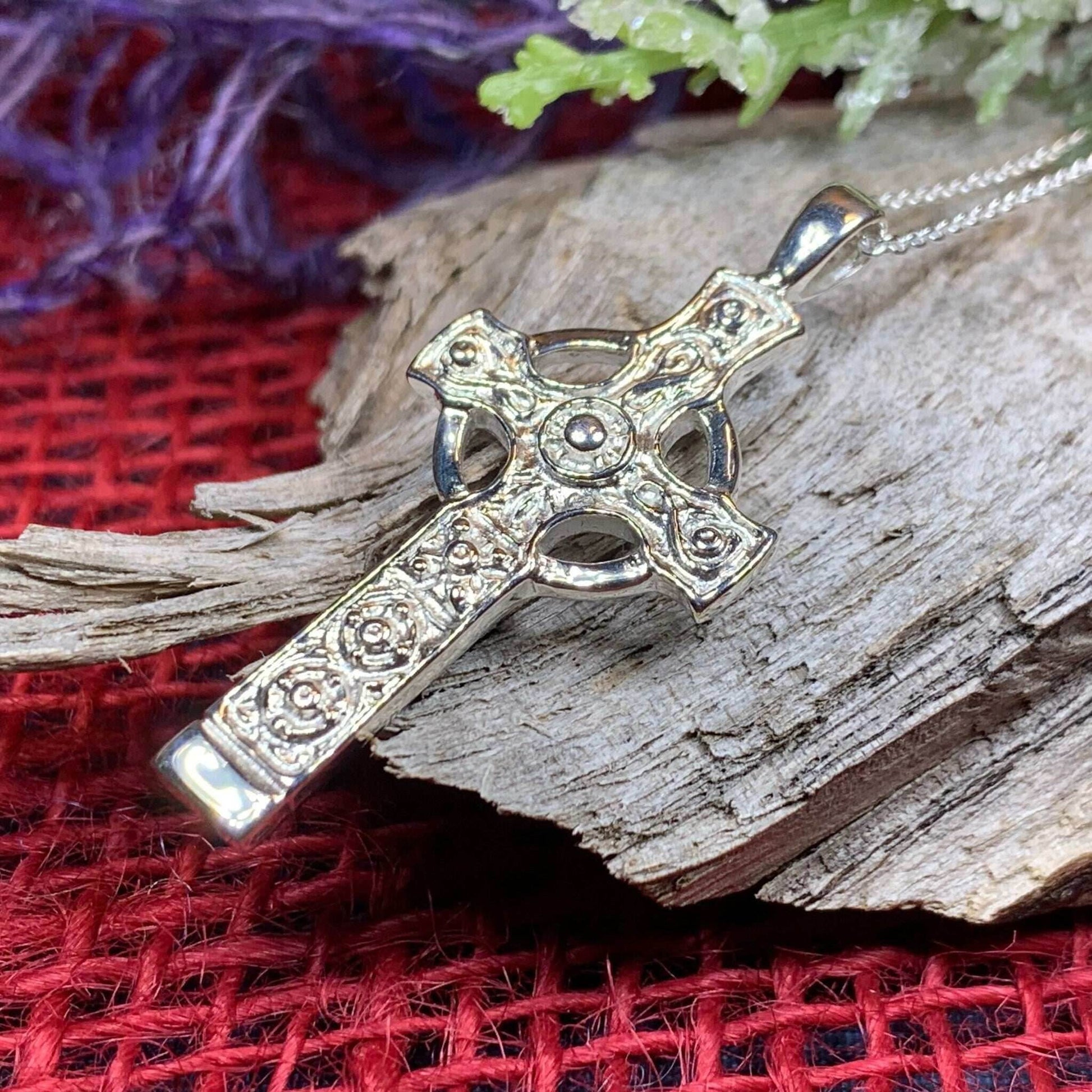Kildalton Scottish Celtic Cross Necklace - 18