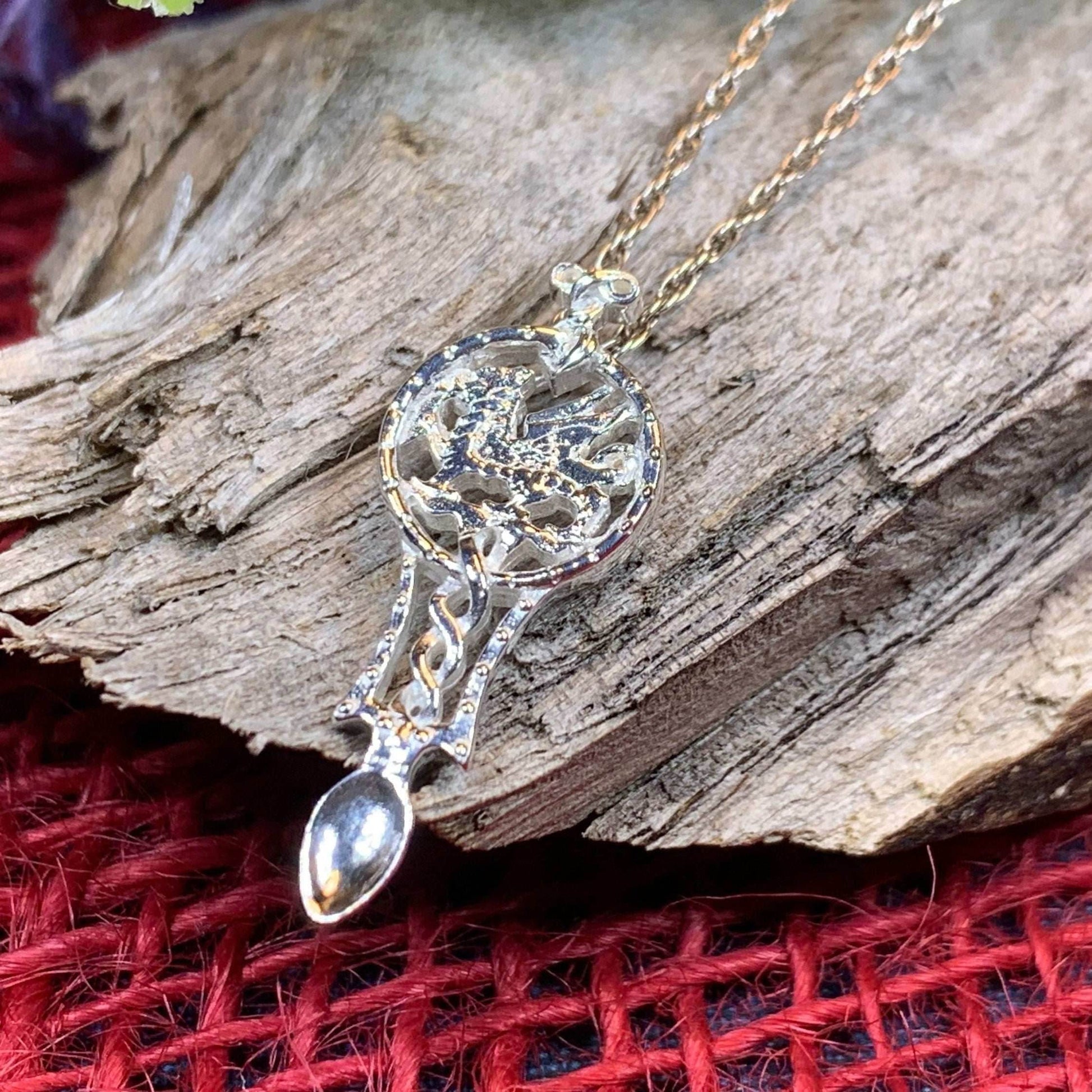Welsh Dragon Love Spoon Necklace - 18