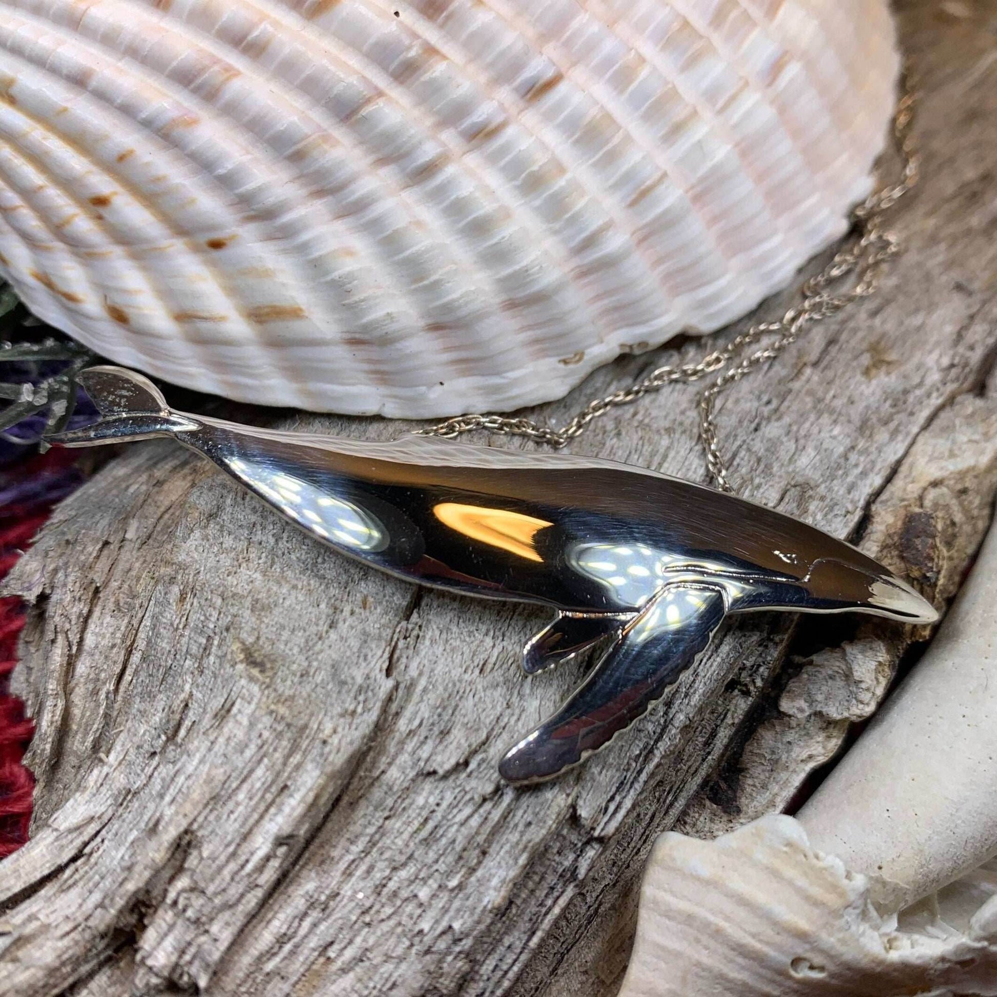 Realistic Humpback Whale Necklace - 18