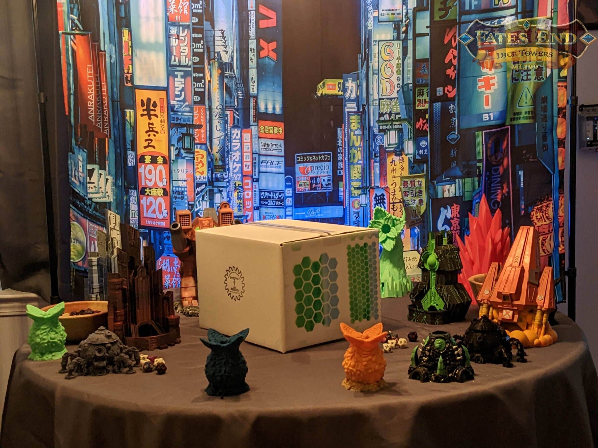 Cyberpunk Nexus Box| Cyberpunk Sci-Fi Mystery Loot Box | Dice Tower | RPG Dice Jail | DnD Can Holder | Player Gifts - Enter the Future! - Hand Painted Items