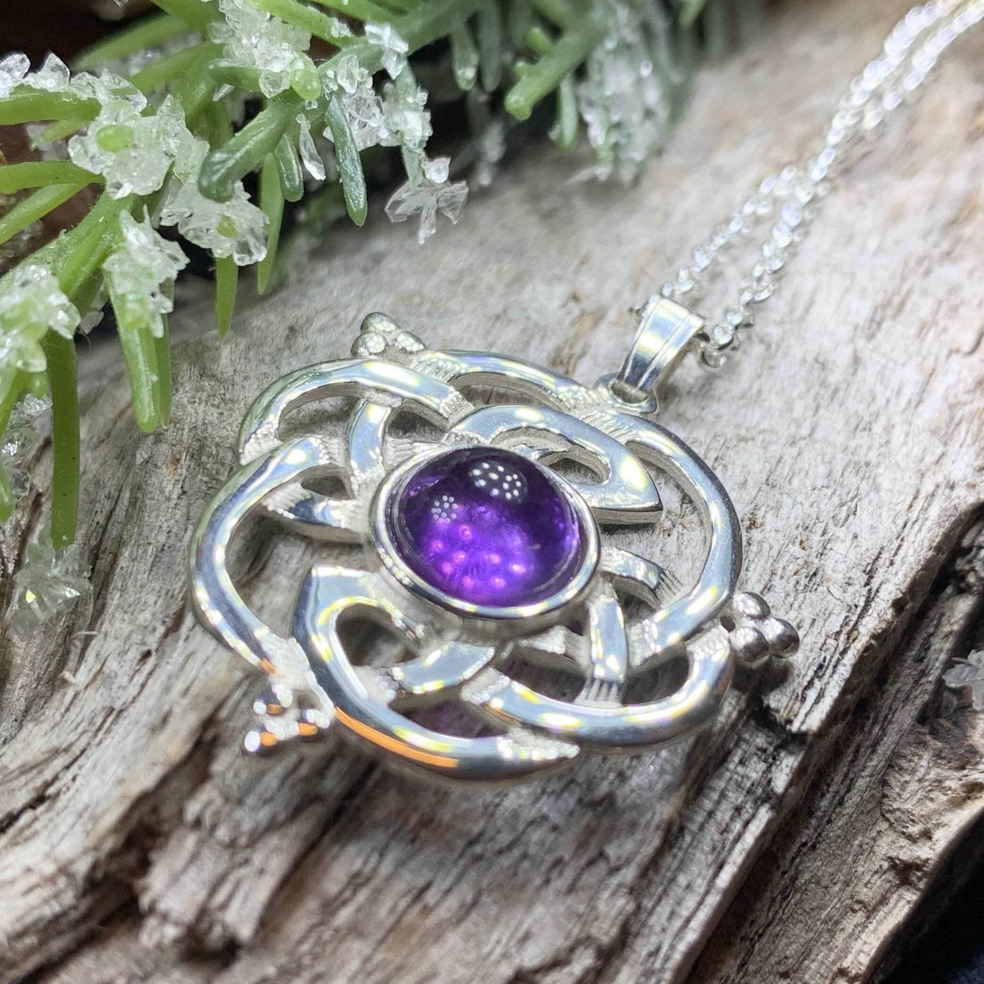 Kyrie Amethyst Celtic Knot Necklace - 18