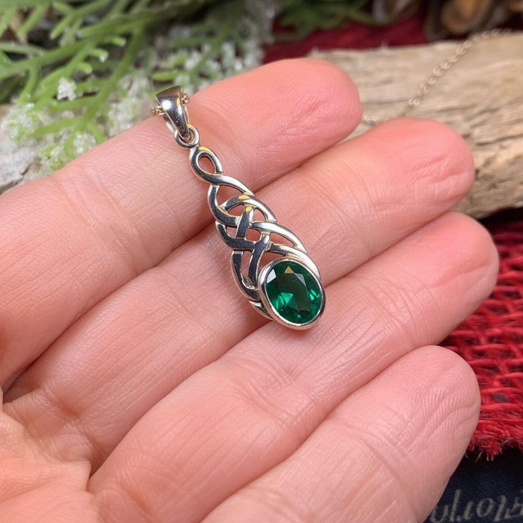 Emma Celtic Knot Necklace