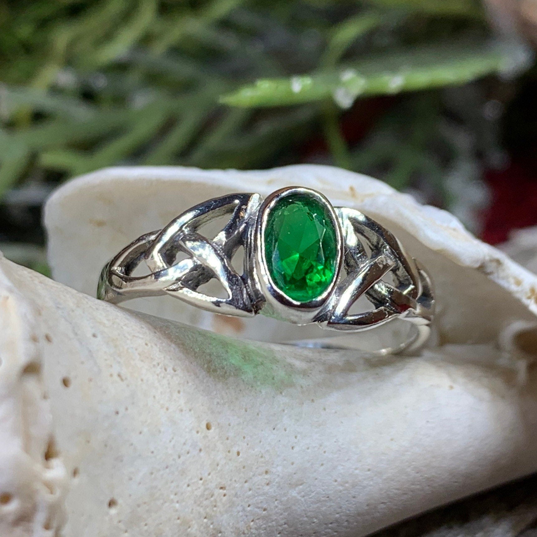 Faelyn Trinity Knot Ring