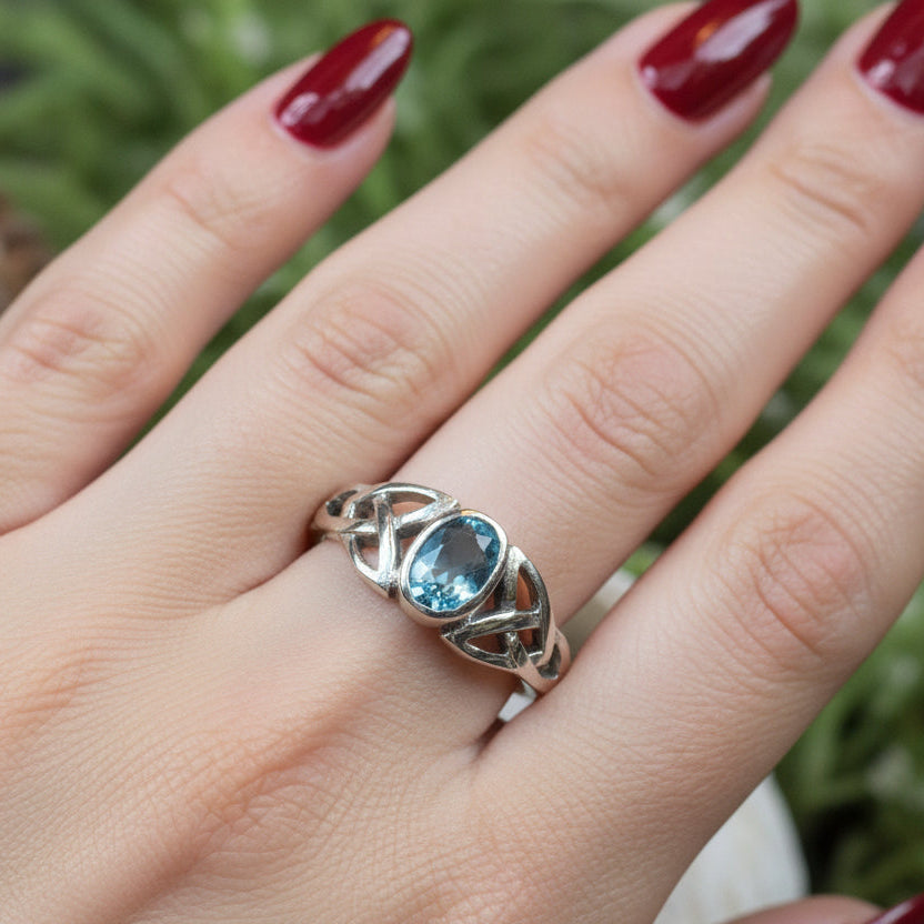 Faelyn Trinity Knot Ring