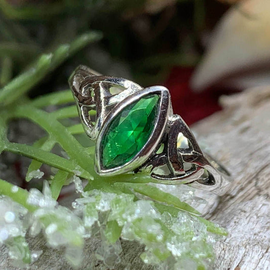 Shannon Celtic Ring - 6 / Emerald