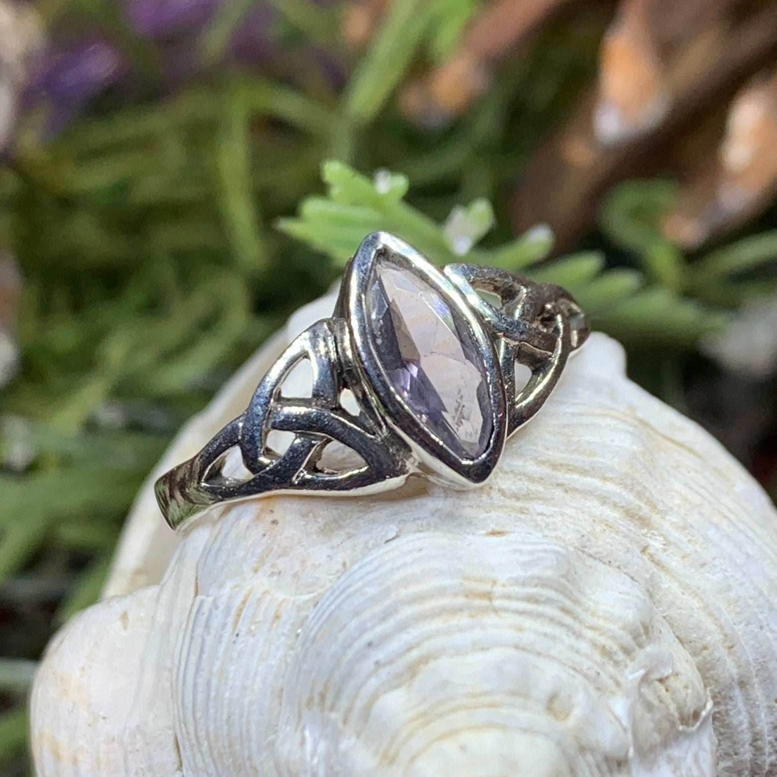 Shannon Celtic Ring - 6 / Amethyst