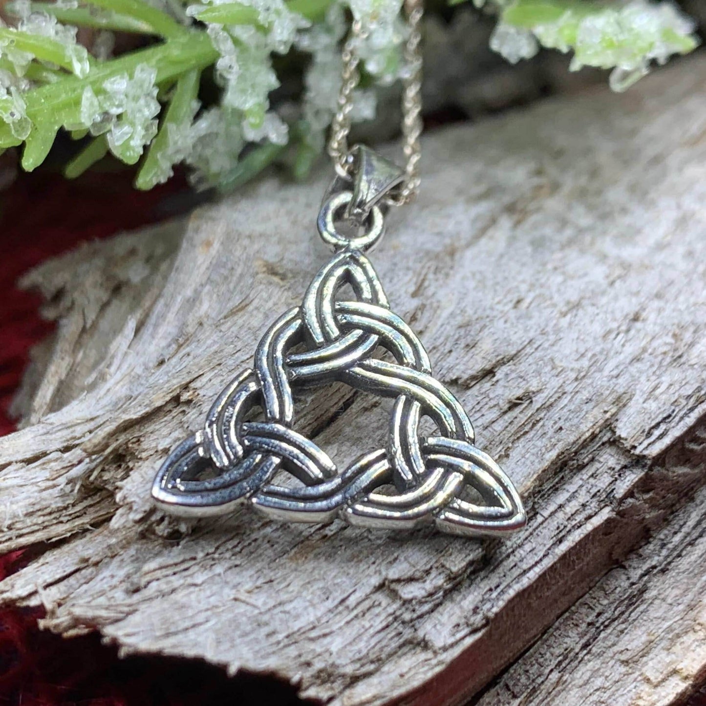 Destiny Celtic Knot Necklace - 18