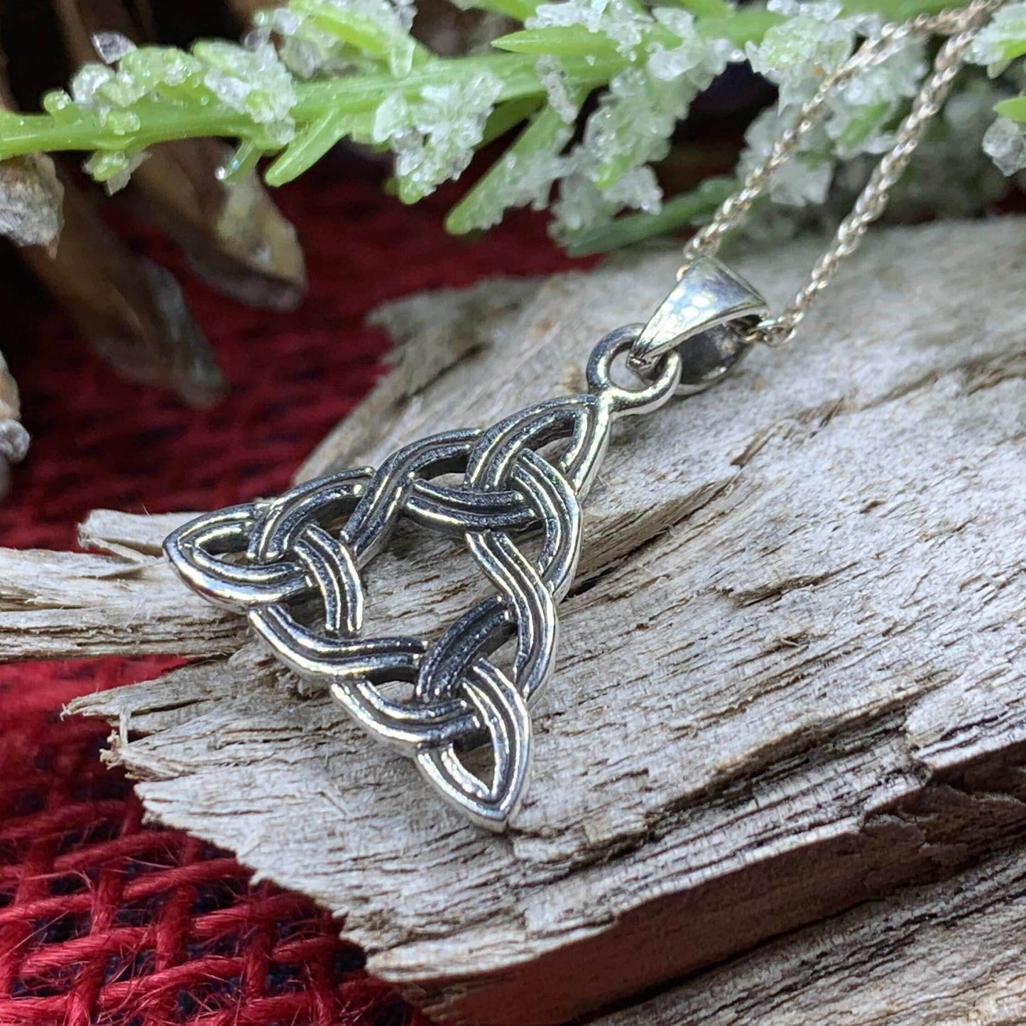 Destiny Celtic Knot Necklace - 18