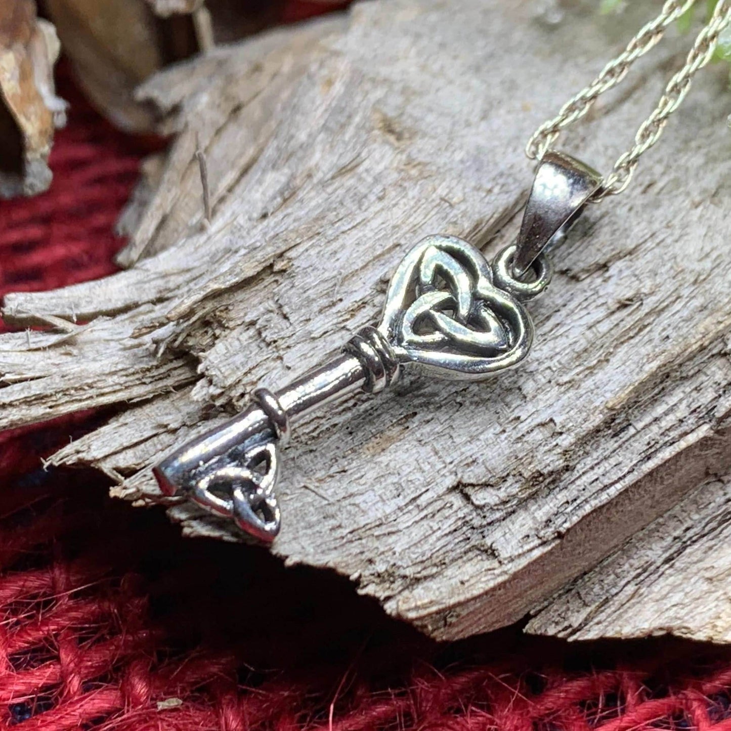 Petite Celtic Key Necklace - 18