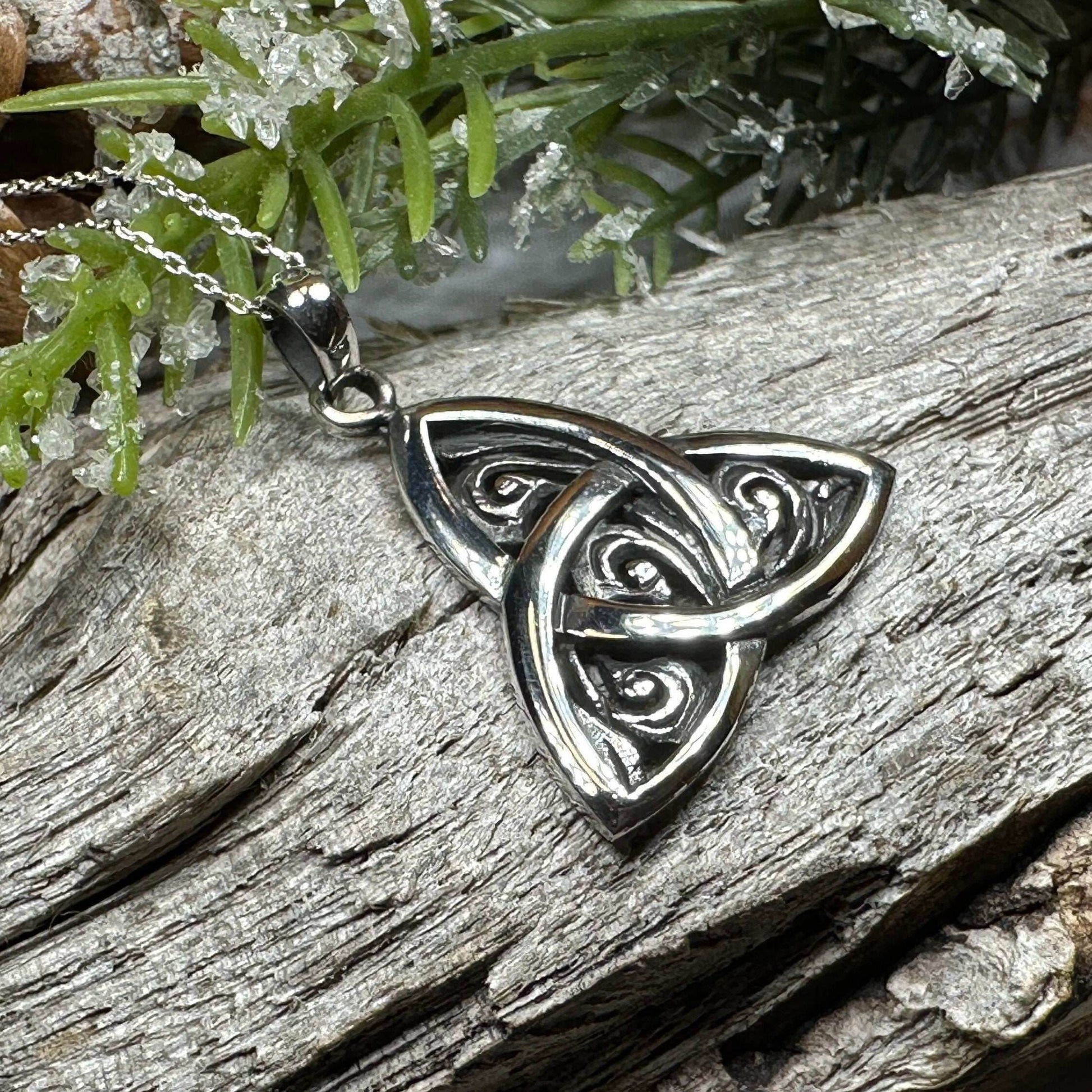 Ancient Wish Celtic Knot Necklace - 18
