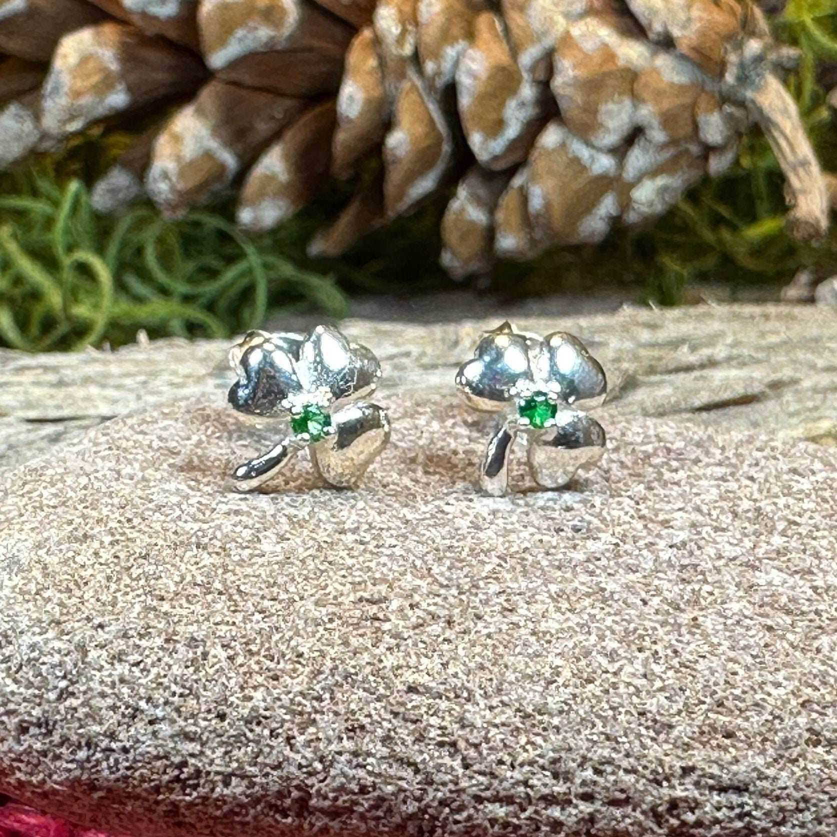 Emerald Shamrock Earrings - 