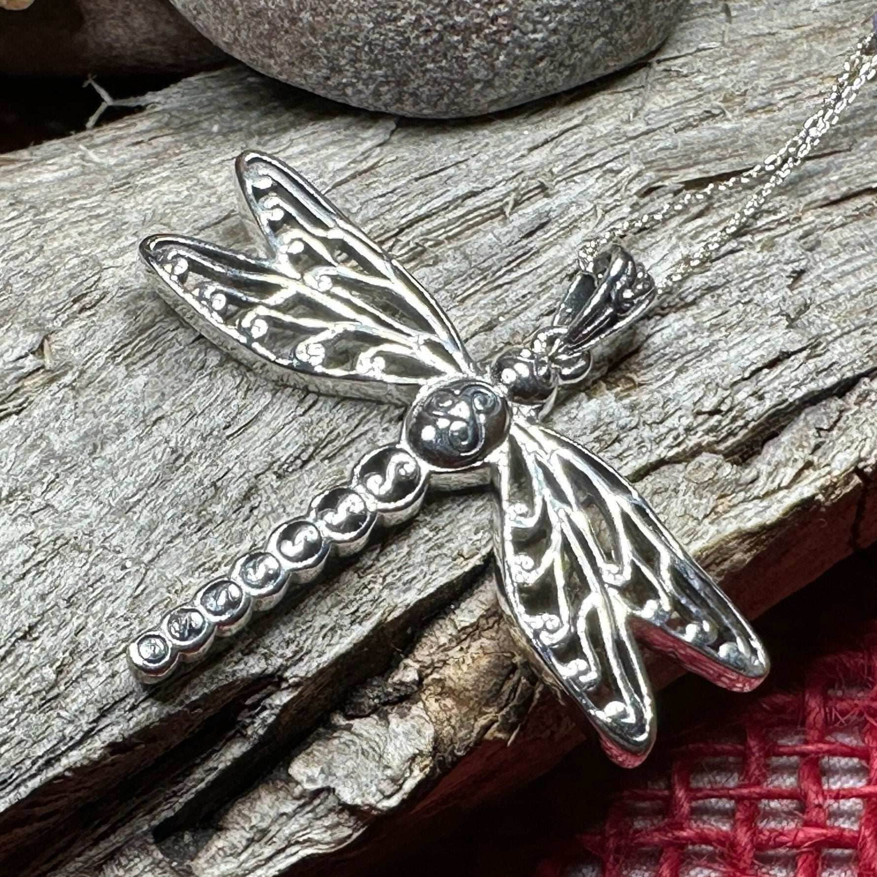 Triple Spiral Dragonfly Necklace - 18