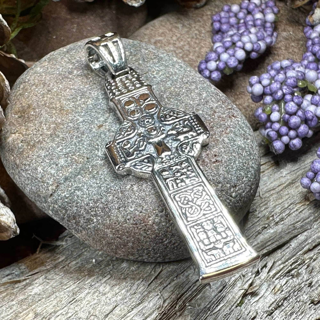 Irish Durrow Celtic Cross Necklace - 18