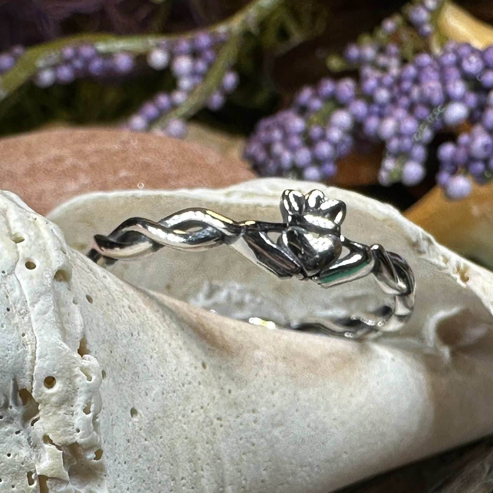 Dainty Claddagh Ring - 4