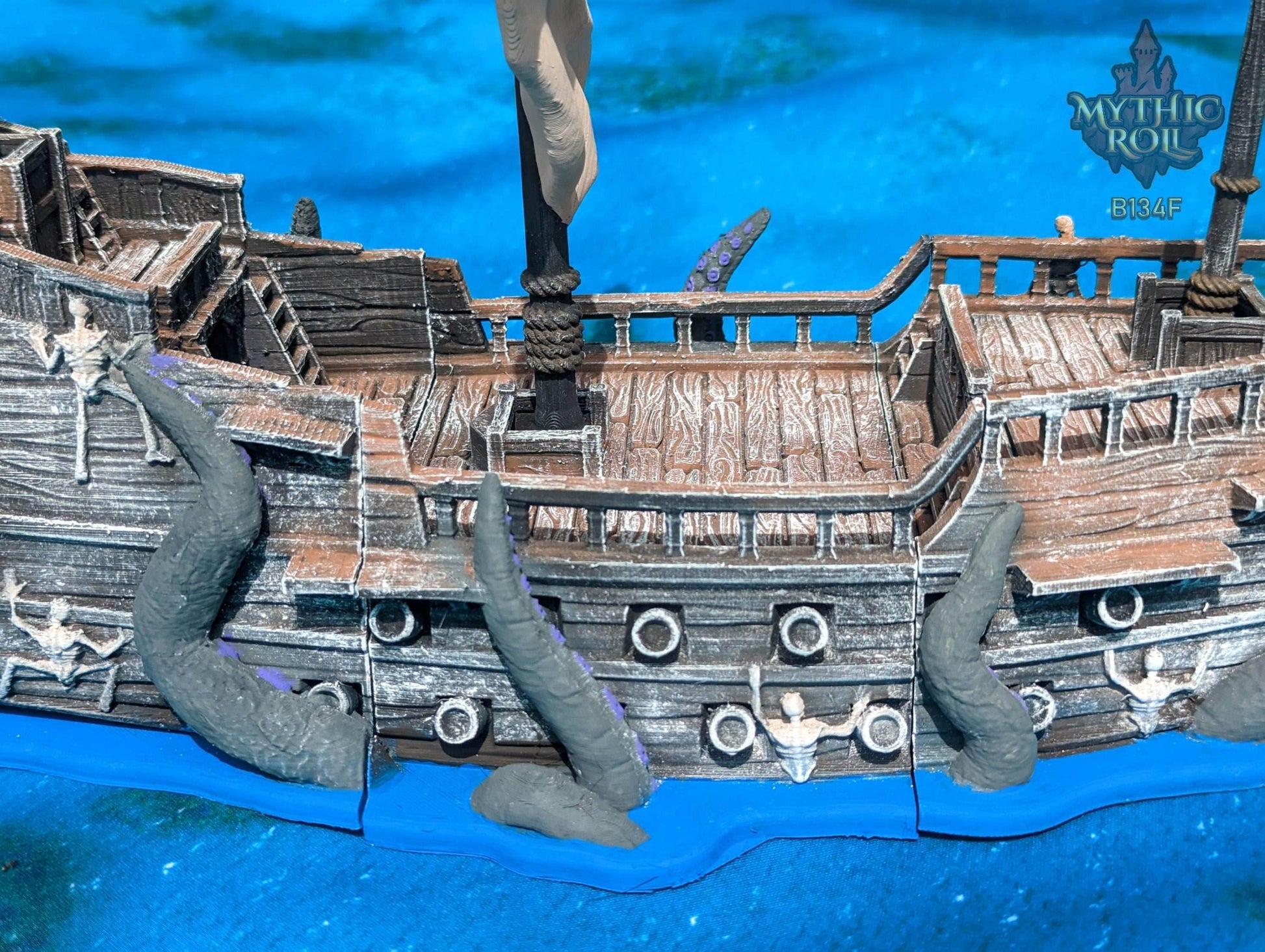 Ghost Pirate Ship 3D Printed Dice Tower - Mythic Roll Collection by Unchained Games | Dice Tray | D20 Dice Vault - Set sail into the unknown! - Black / Yes- Include Random Dice Set