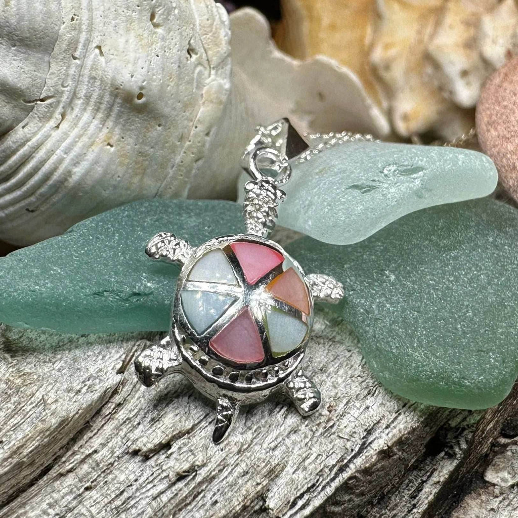 Bright Turtle Necklace - 18 / Natural