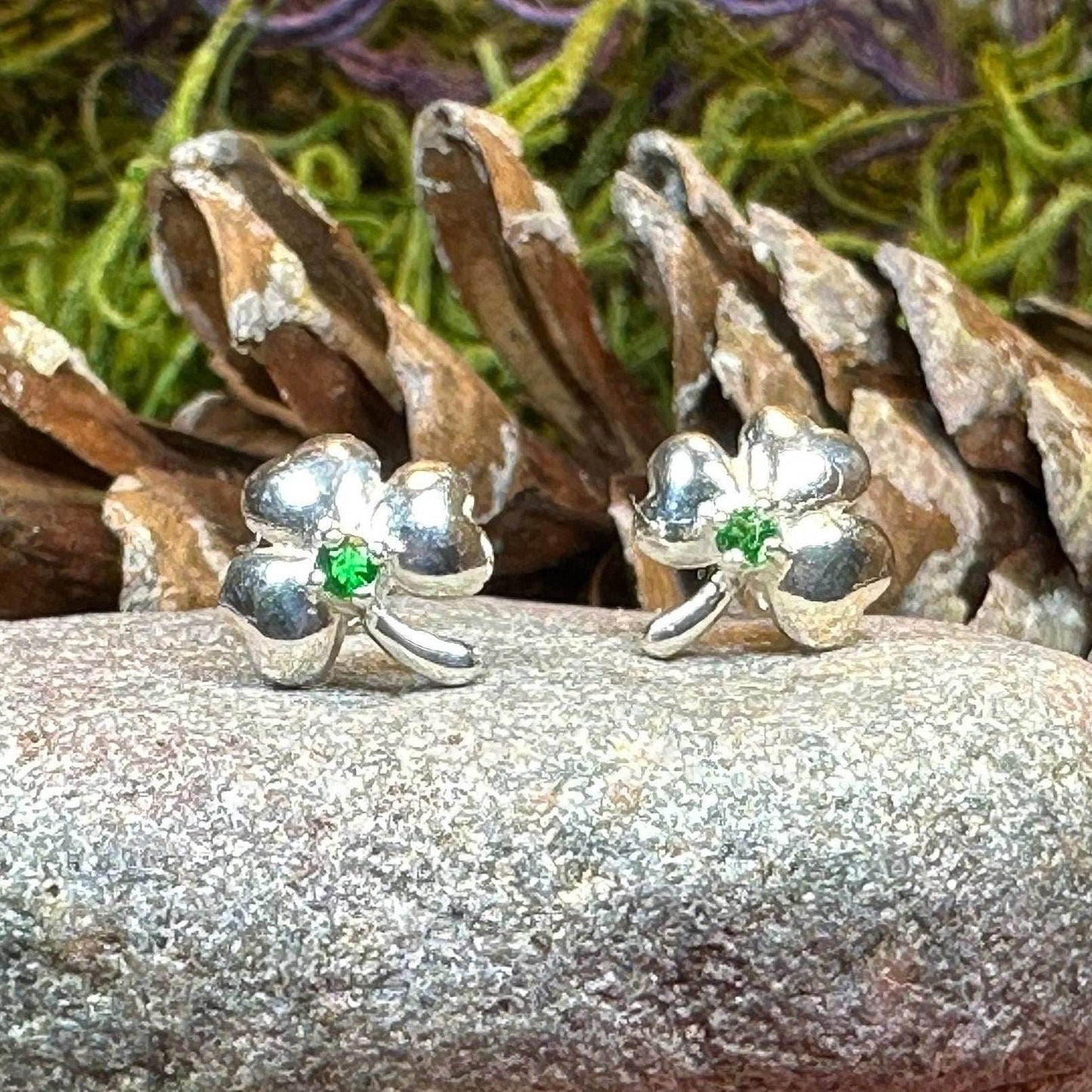 Emerald Shamrock Earrings - 