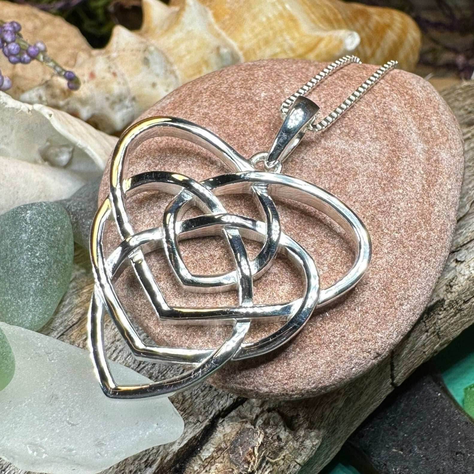 Brychan Mother's Knot Necklace - 18