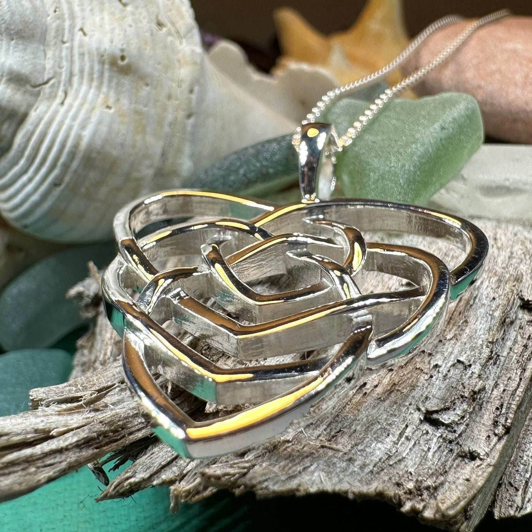 Brychan Mother's Knot Necklace - 18