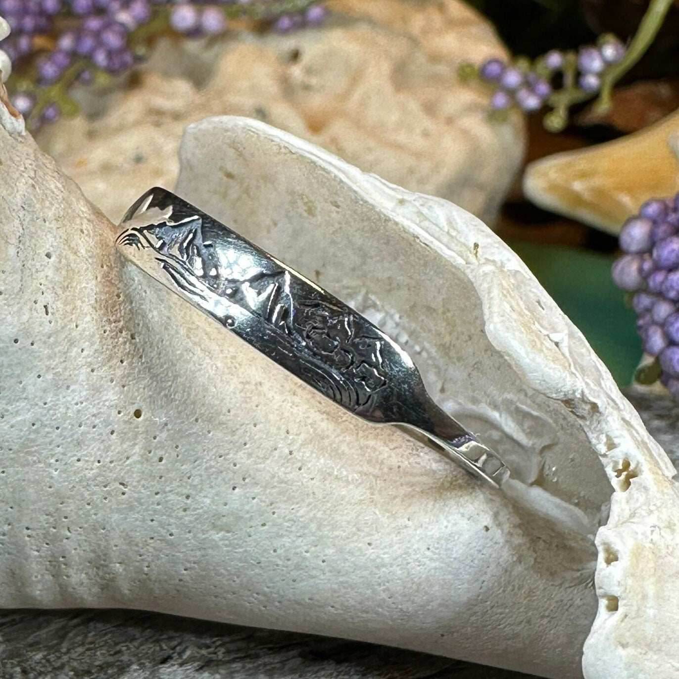 Minimalist Highland Mountain Ring - 5