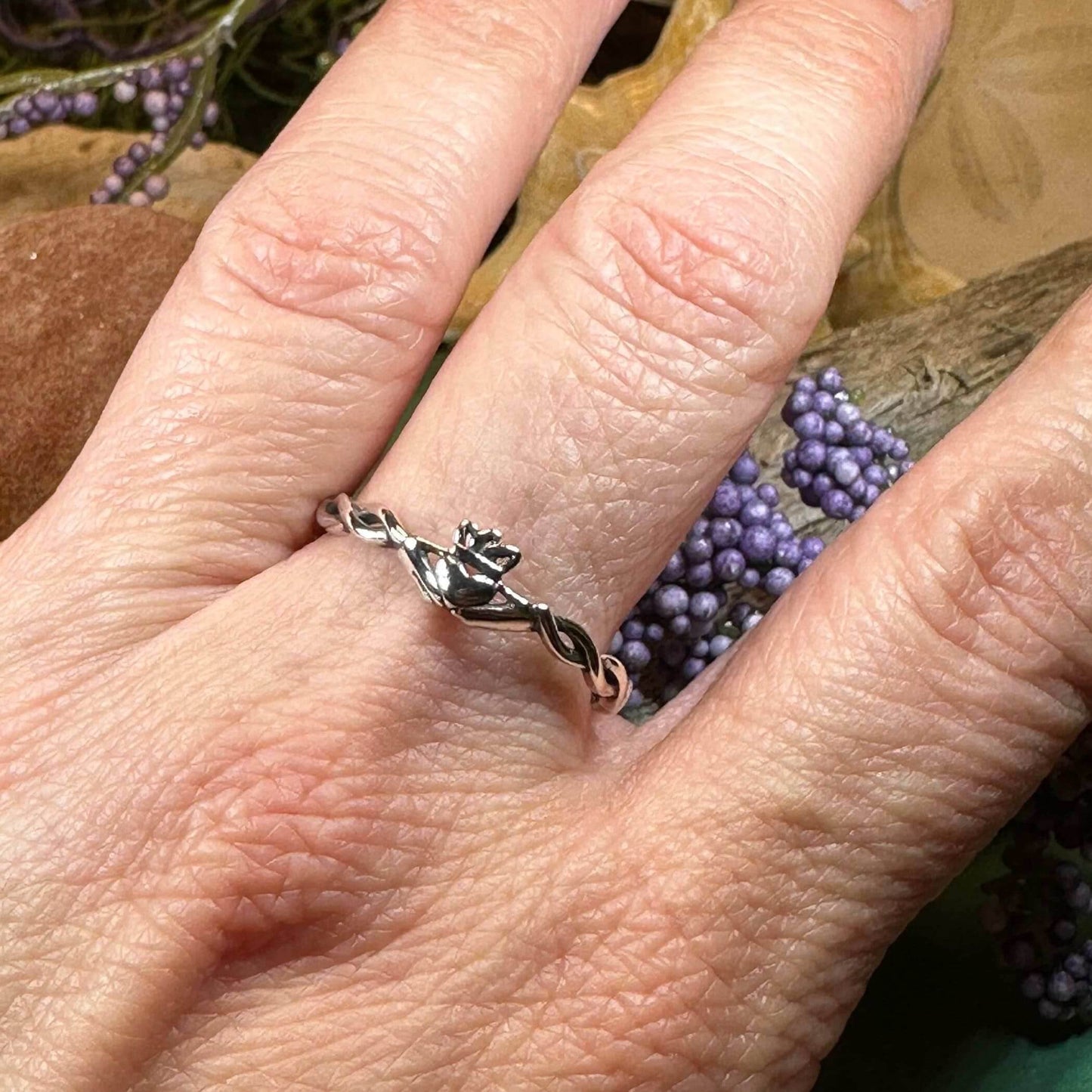 Dainty Claddagh Ring - 4