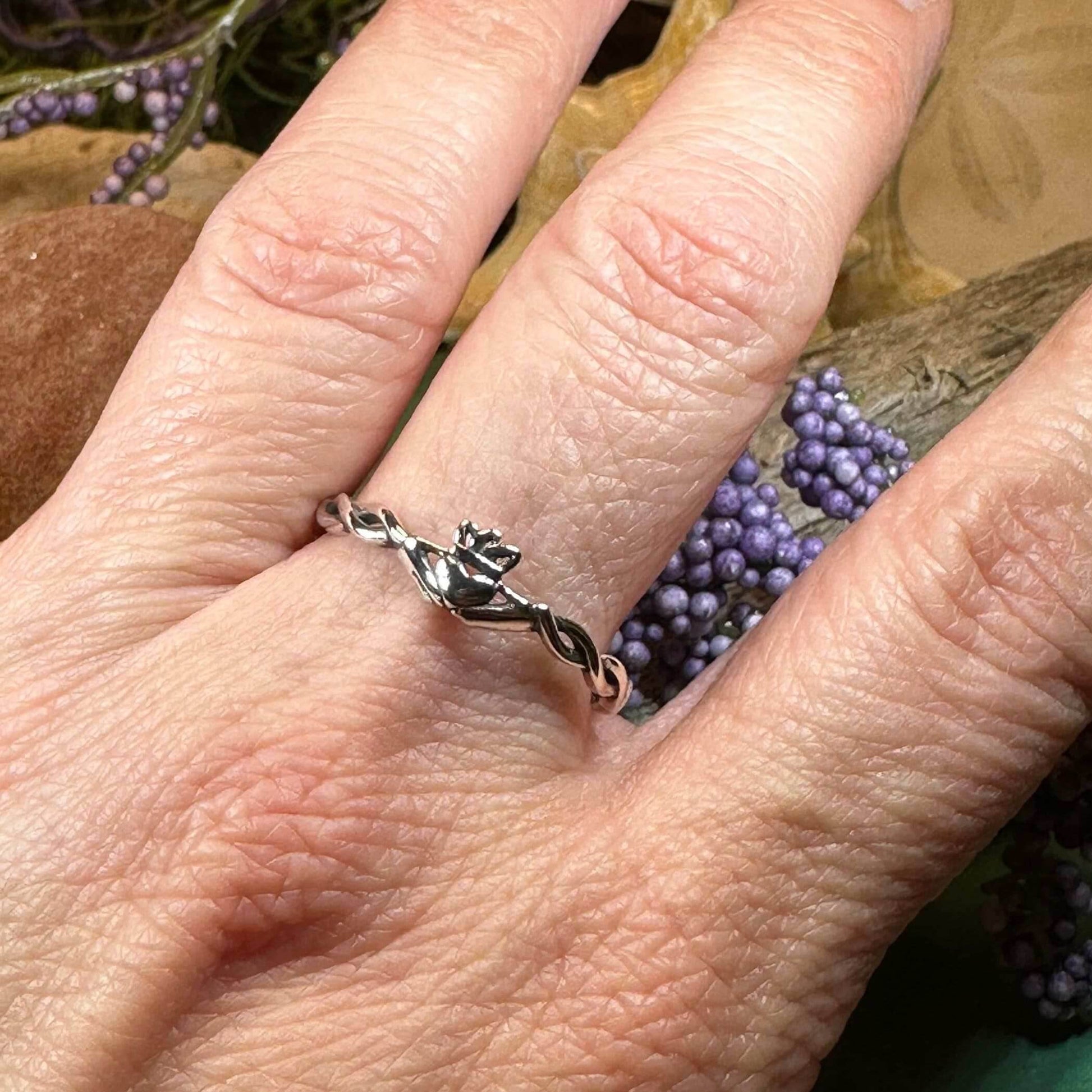 Dainty Claddagh Ring - 4