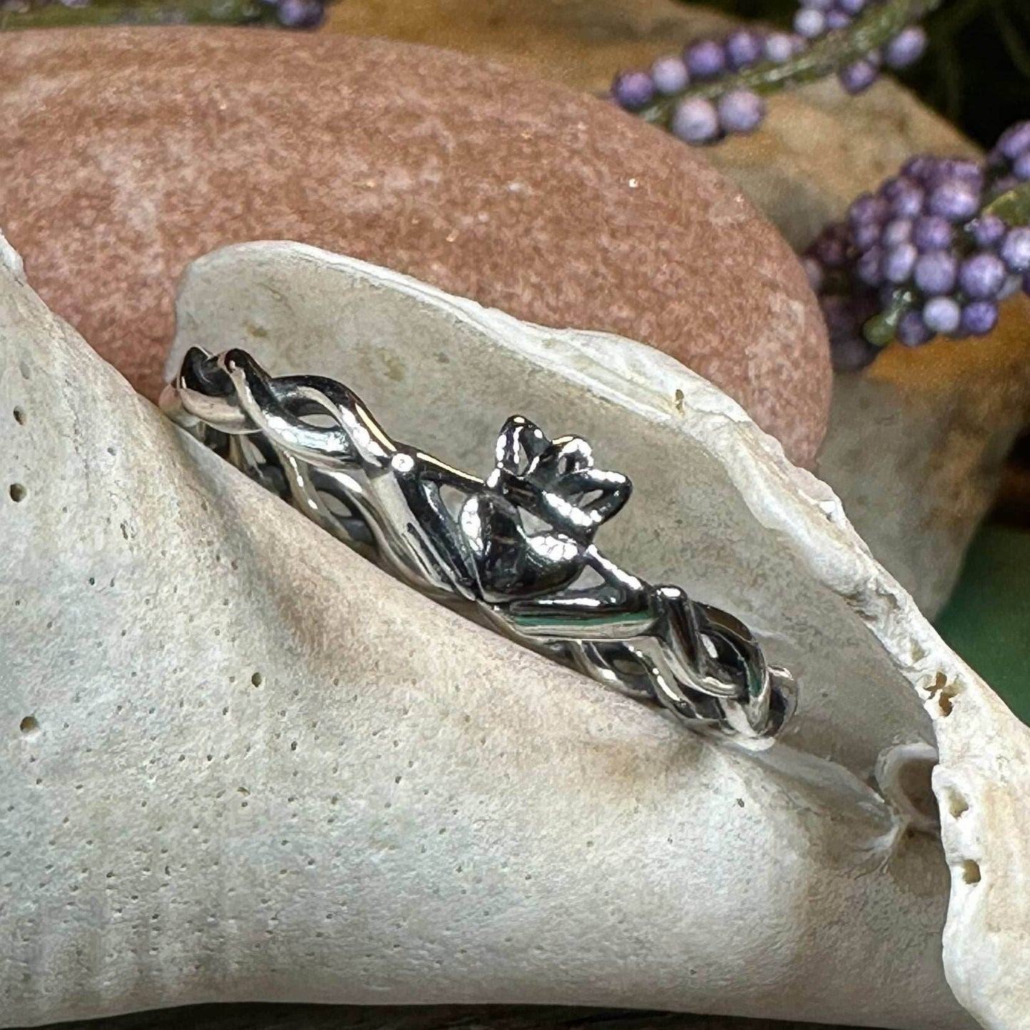 Dainty Claddagh Ring - 4