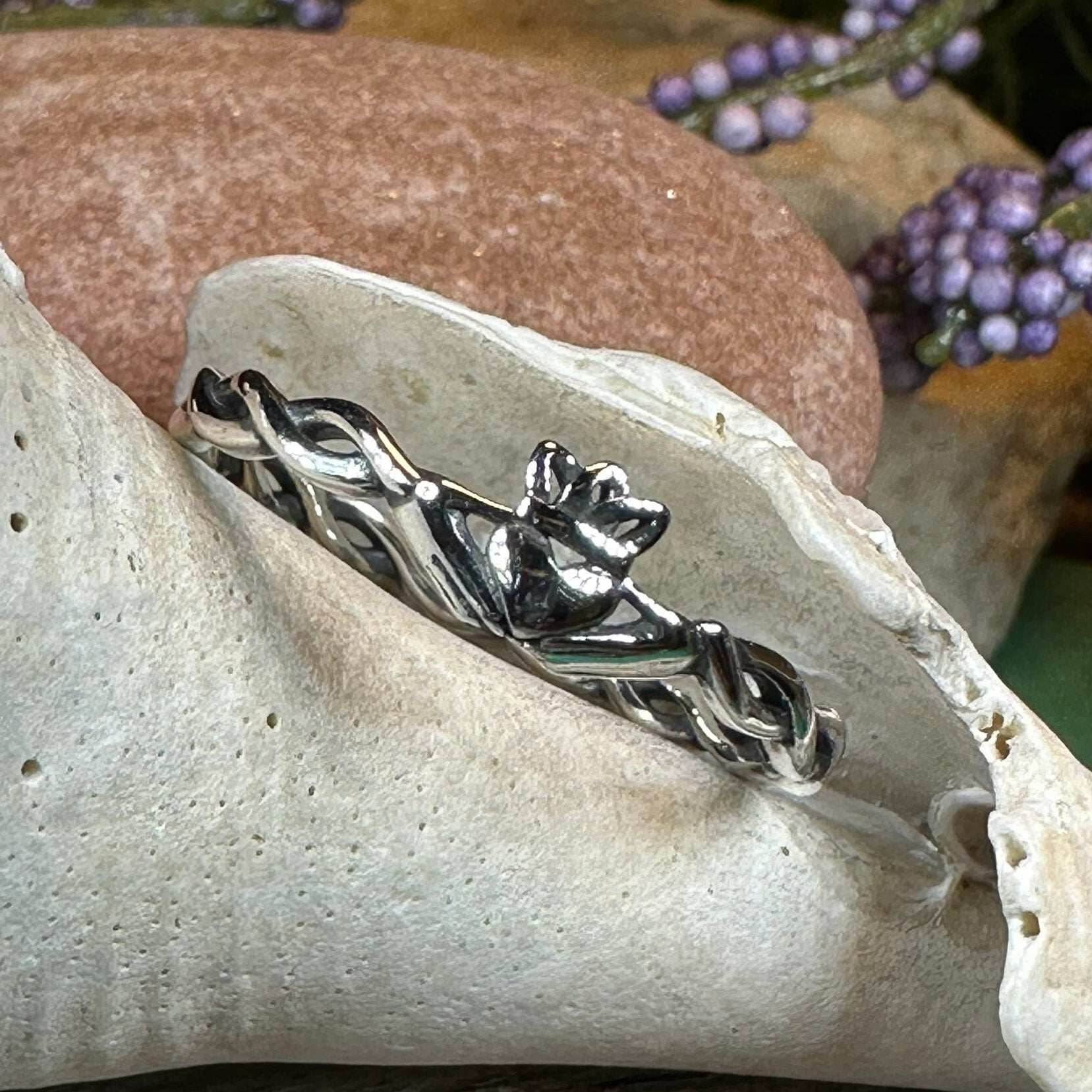 Dainty Claddagh Ring - 4