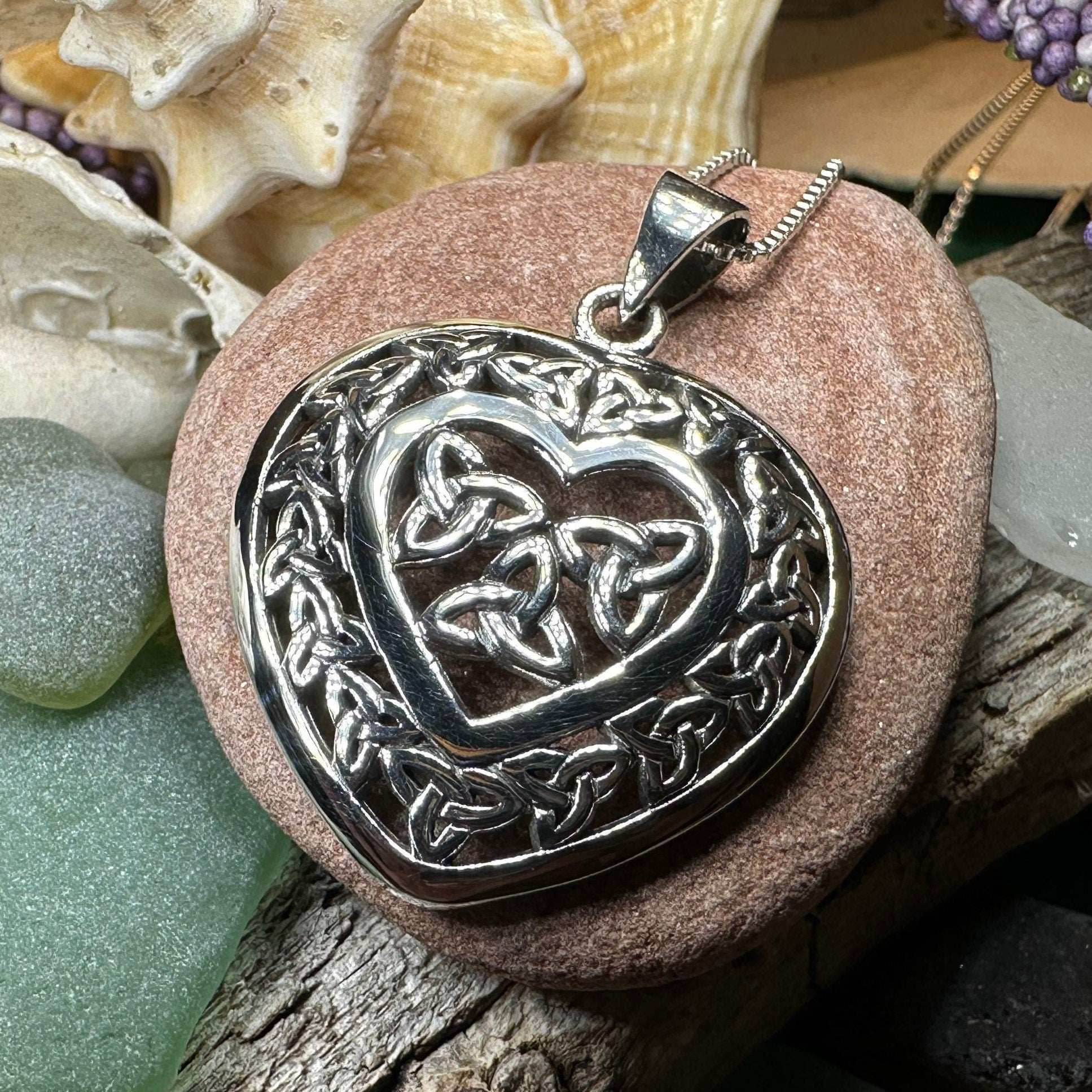Celtic Loving Heart Necklace - 18