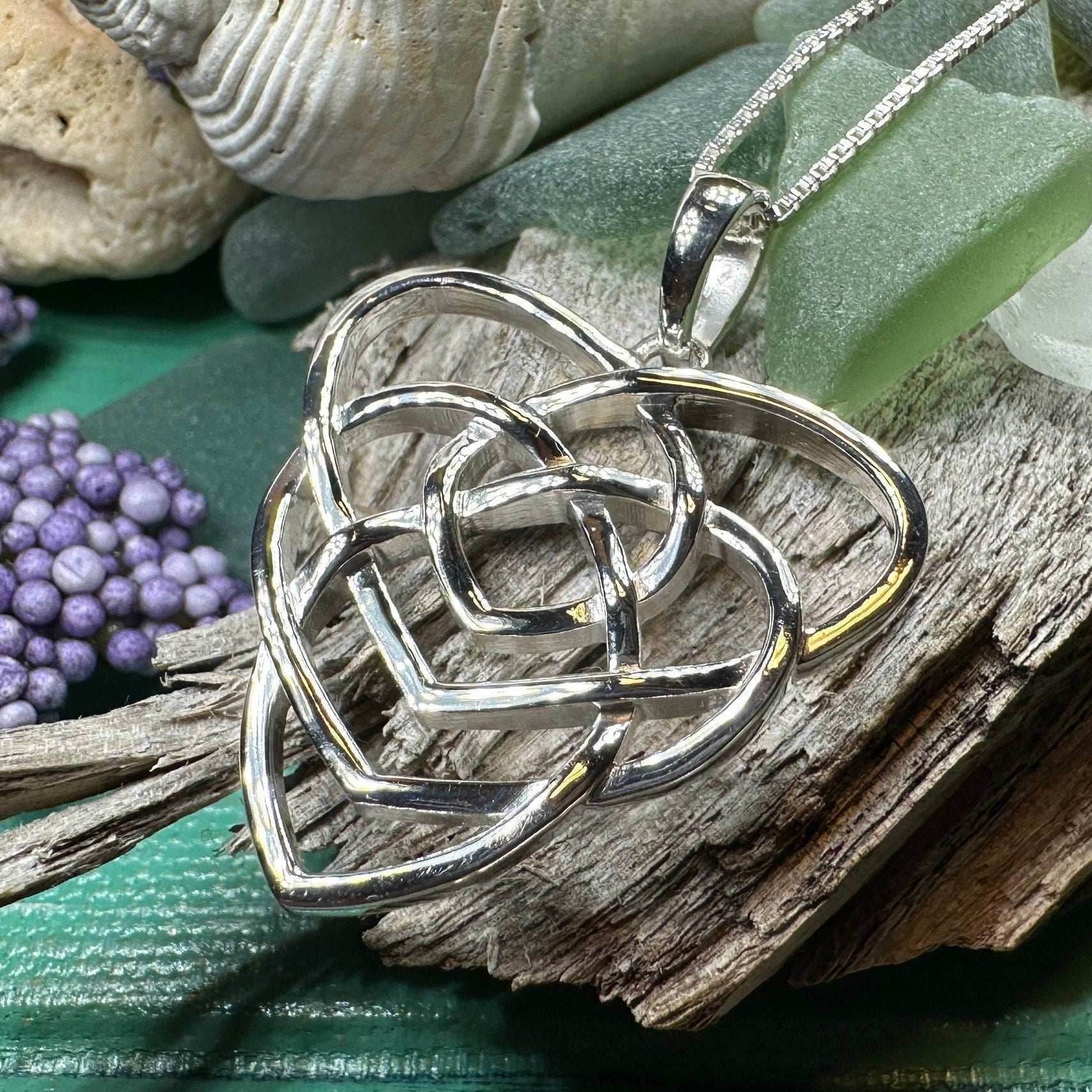 Brychan Mother's Knot Necklace - 18