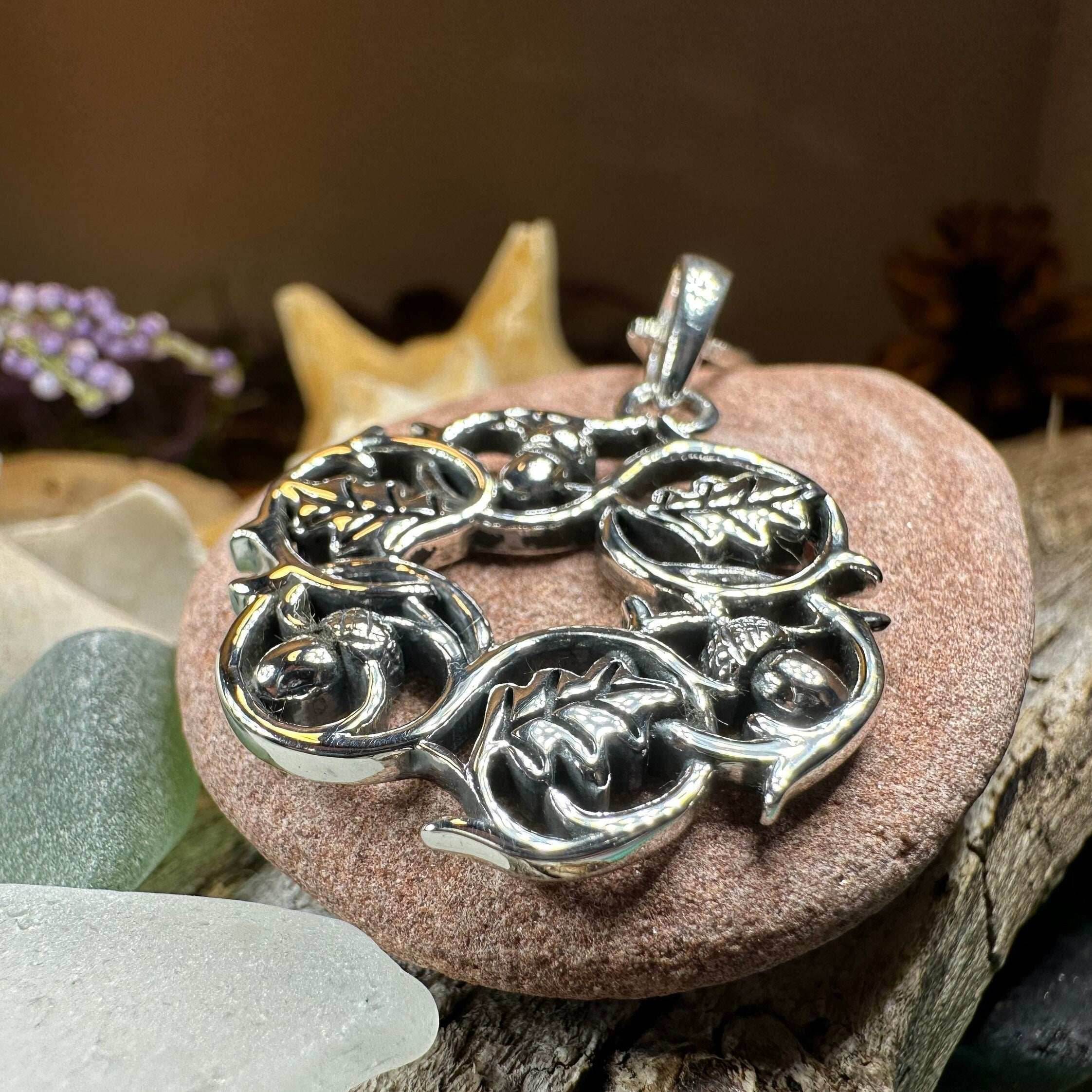 Delemere Oak Leaf Necklace - 18