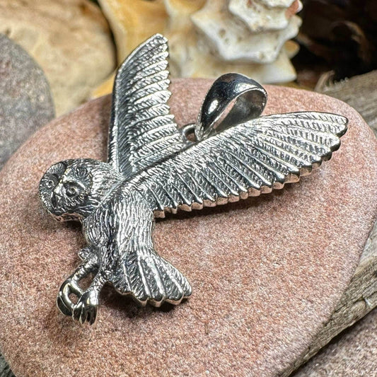 Midnight Flight Owl Necklace - 18