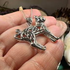 Shavella Celtic Cat Necklace - 18
