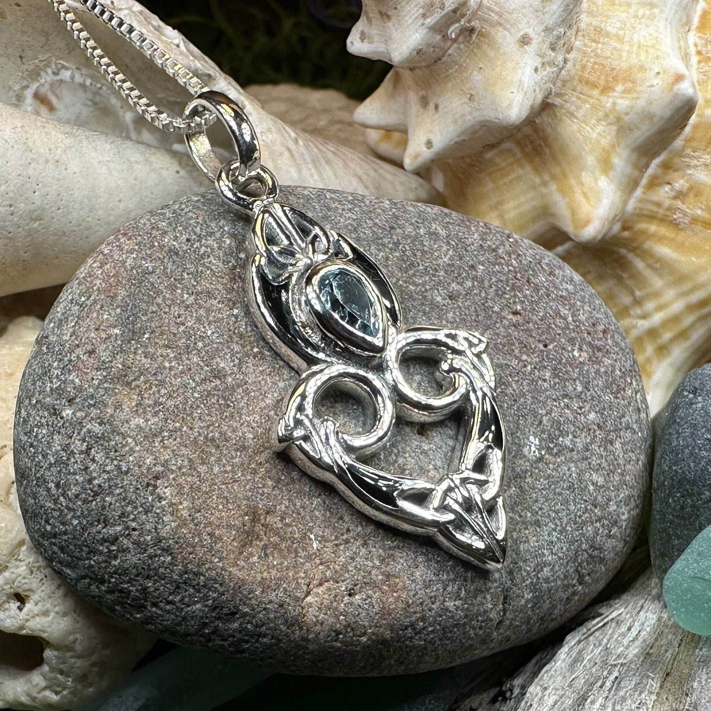 Elysian Celtic Knot Necklace - 18 / Topaz