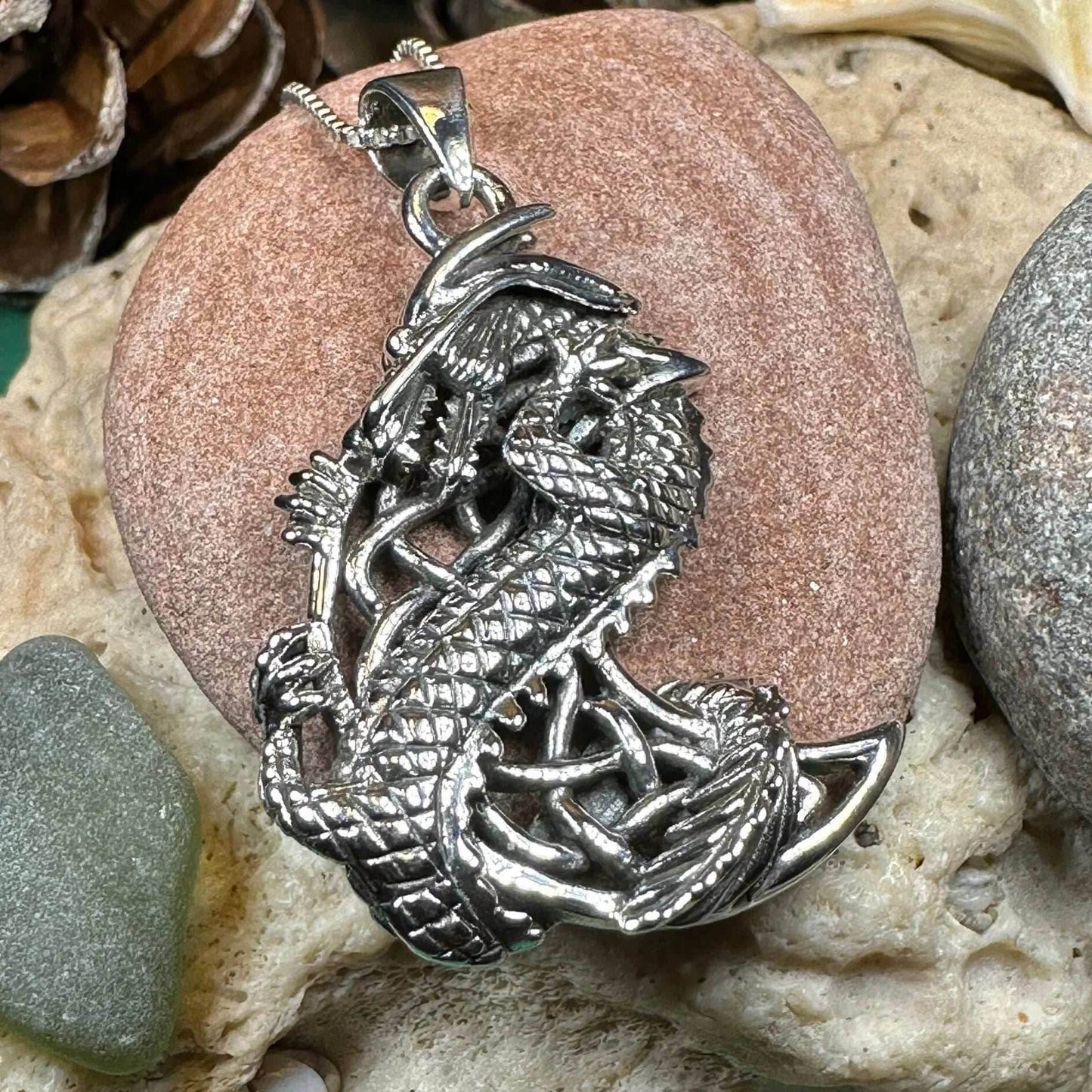 Aevnass Dragon Moon Necklace - 18