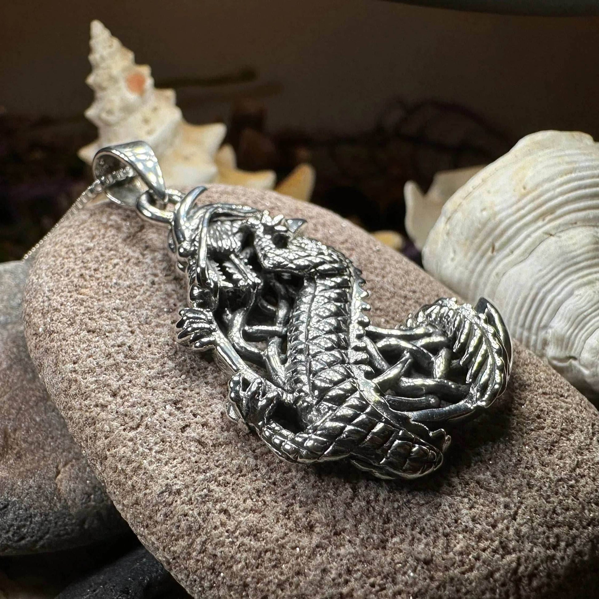 Aevnass Dragon Moon Necklace - 18