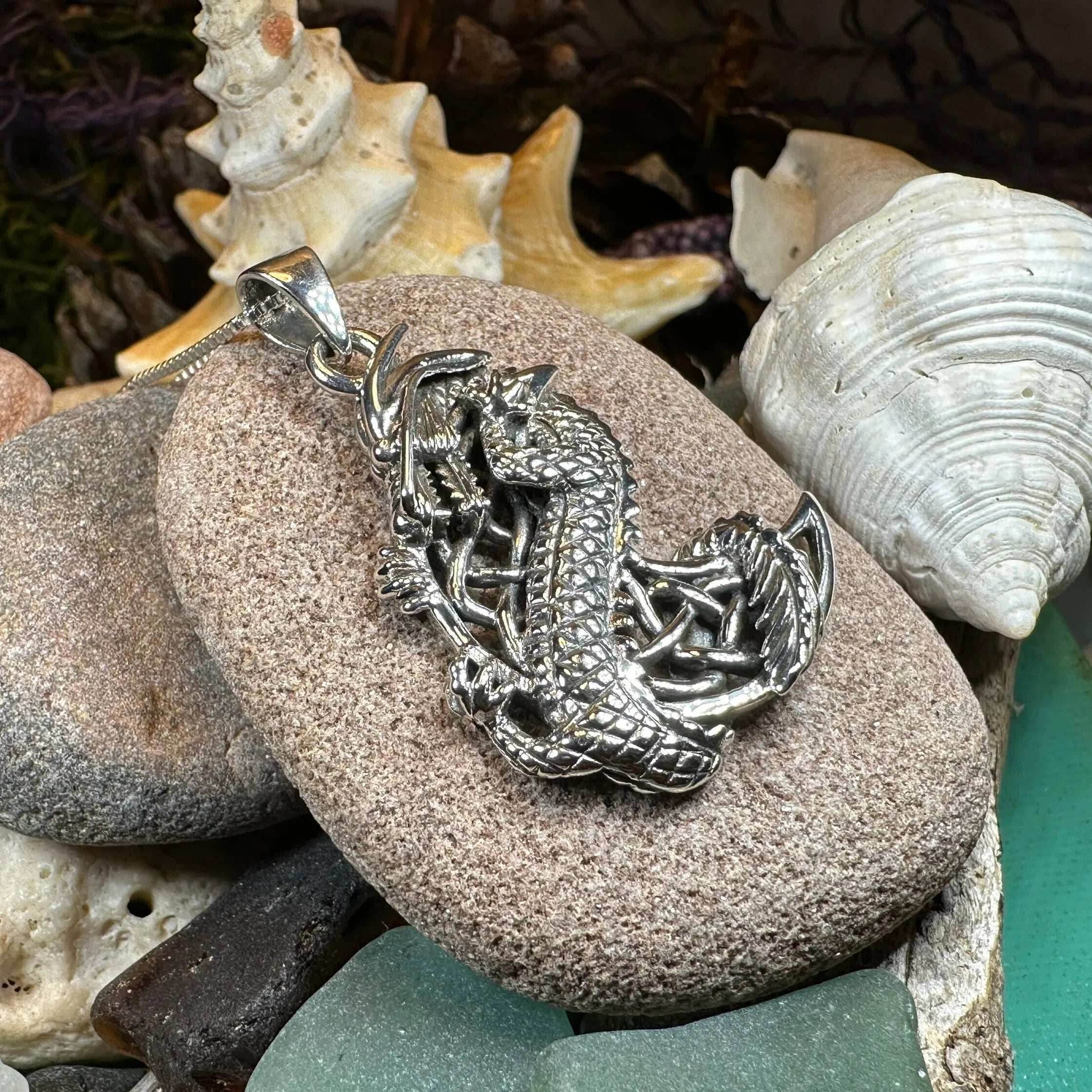 Aevnass Dragon Moon Necklace - 18