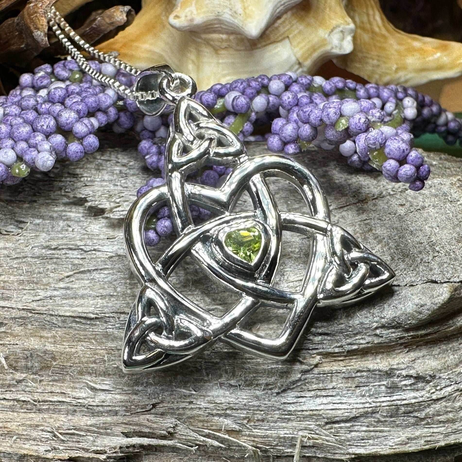 Imogen Mother's Knot Necklace - 18 / Amethyst