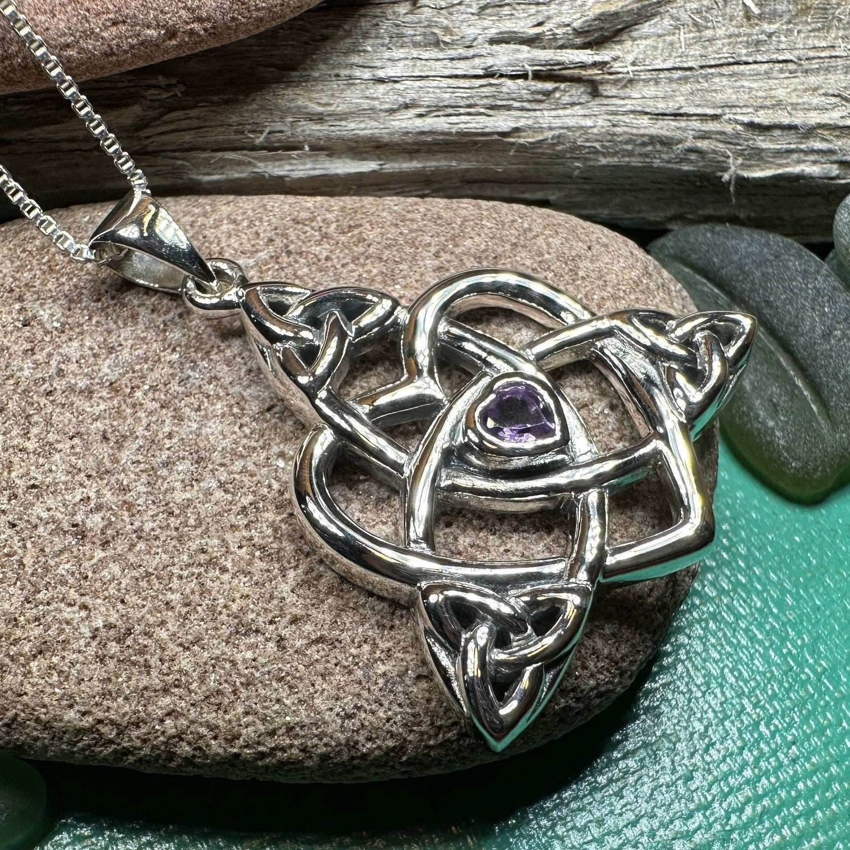 Imogen Mother's Knot Necklace - 18 / Amethyst