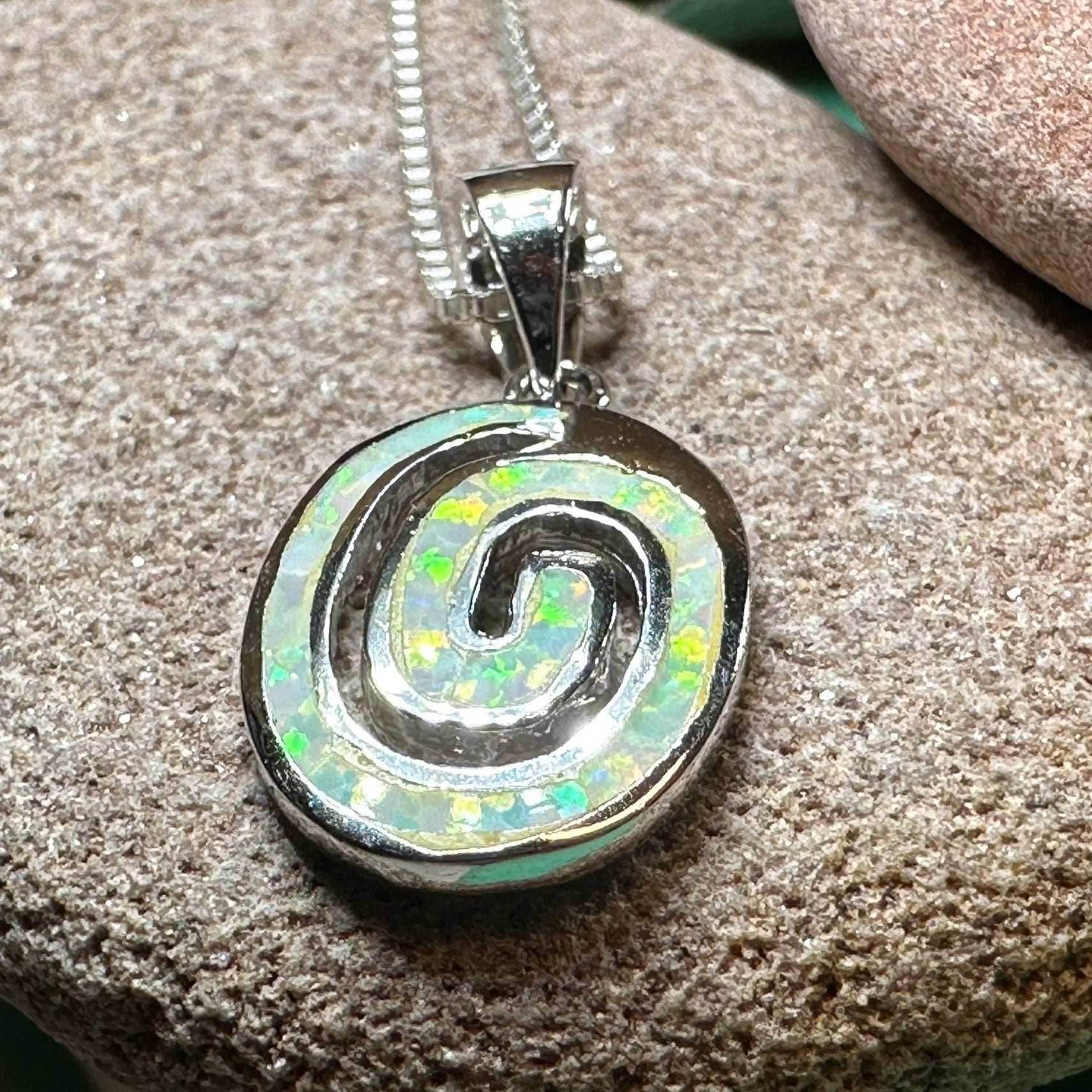 Aurora Celtic Spiral Necklace - 18
