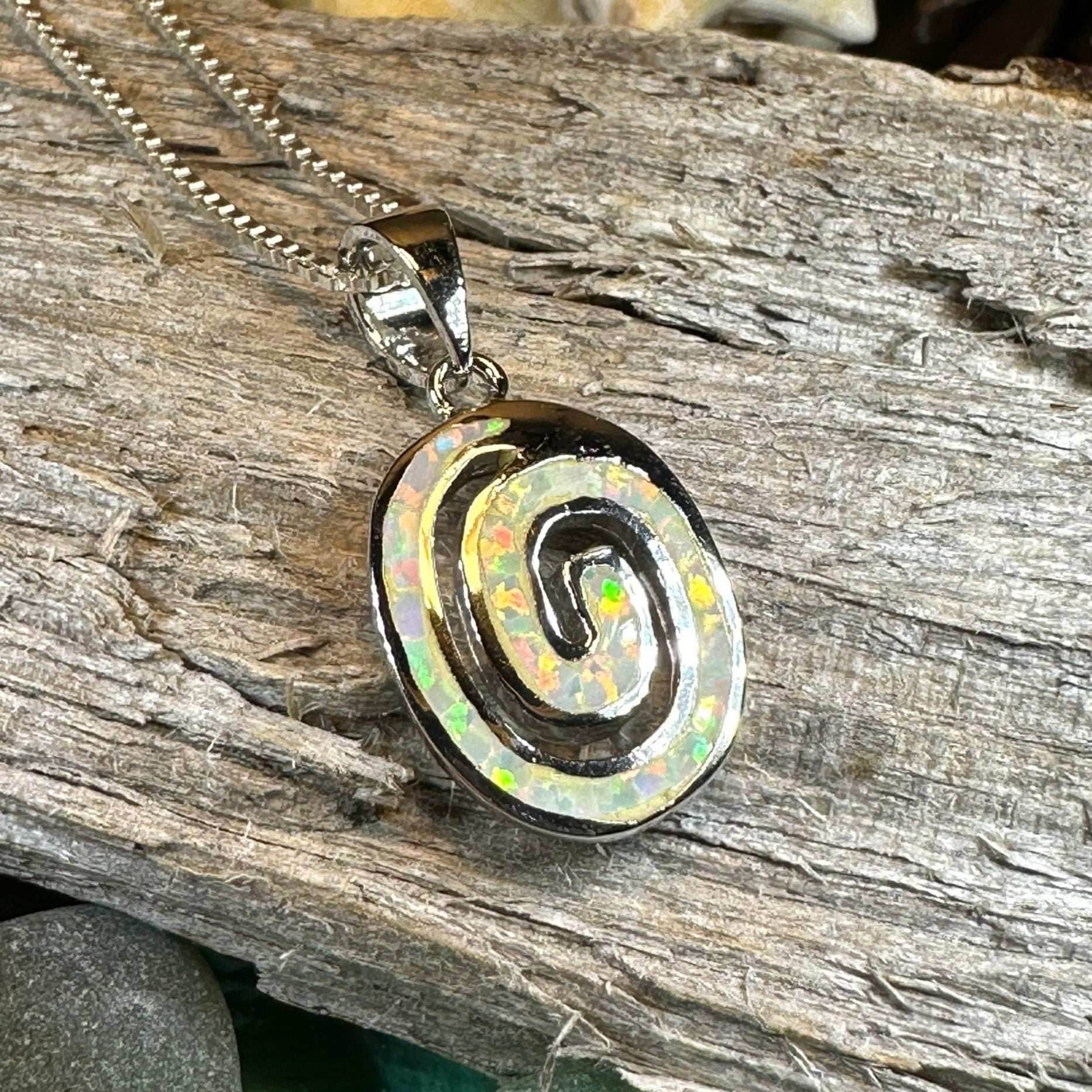 Aurora Celtic Spiral Necklace - 18