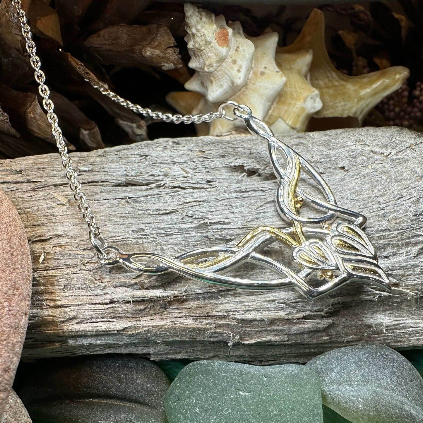 Meadow Celtic Leaf Necklace - 