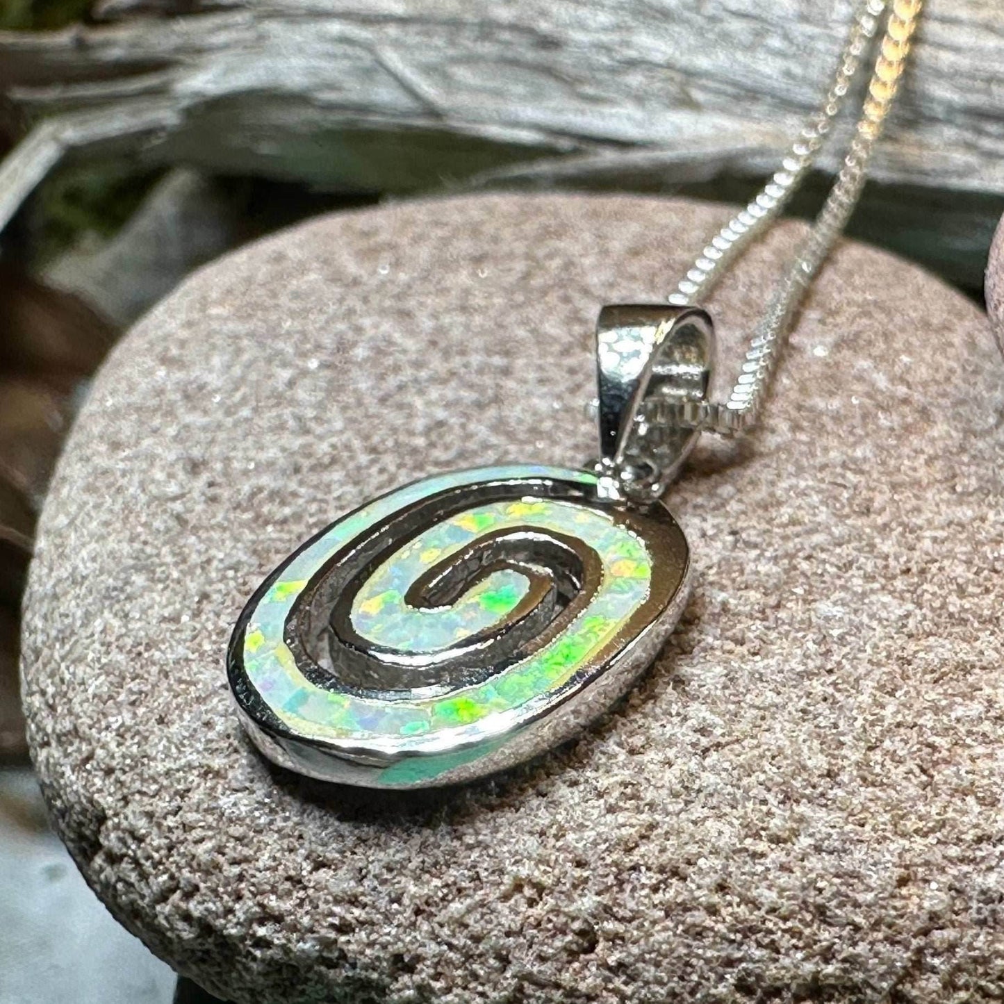 Aurora Celtic Spiral Necklace - 18