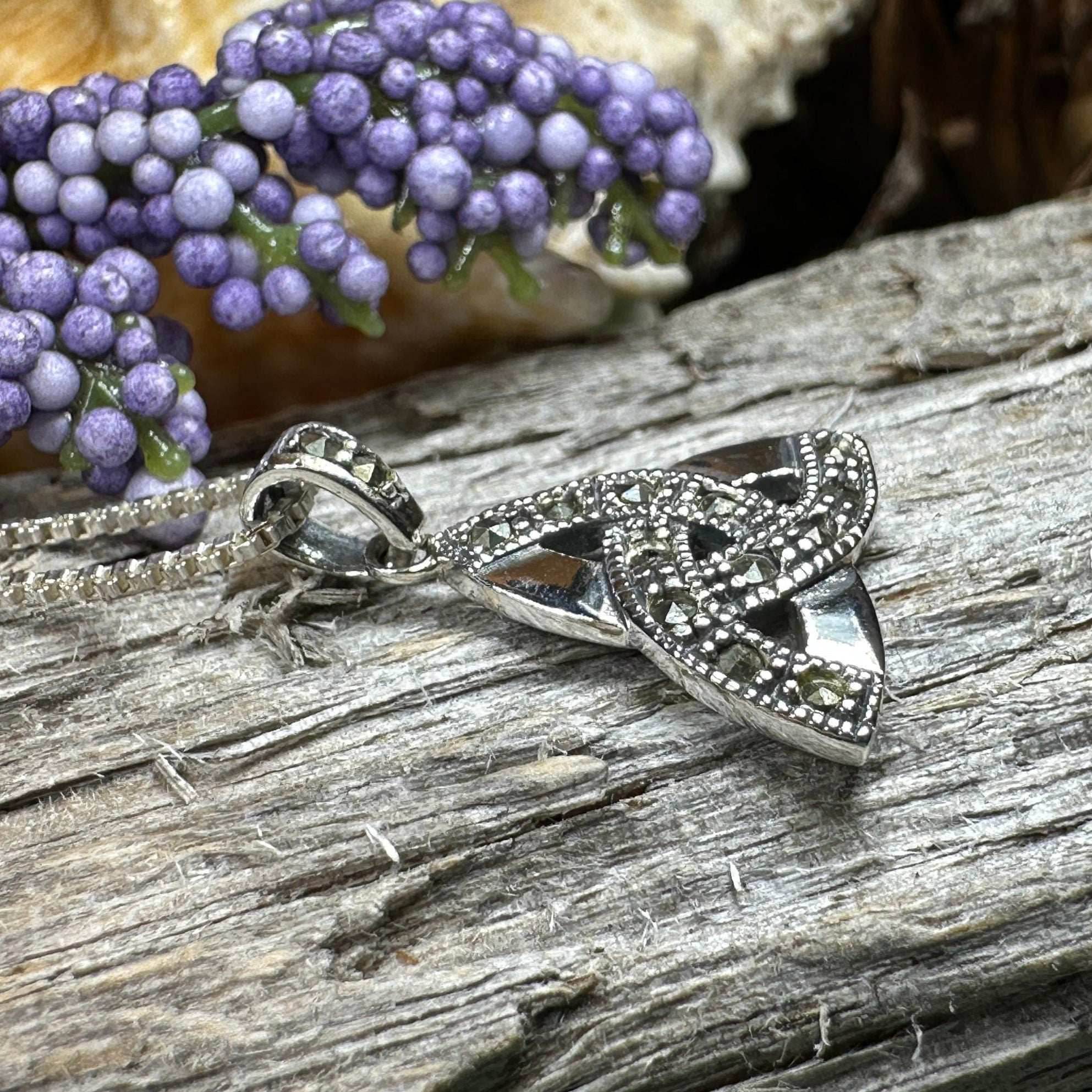 Marcasite Trinity Knot Necklace - 18