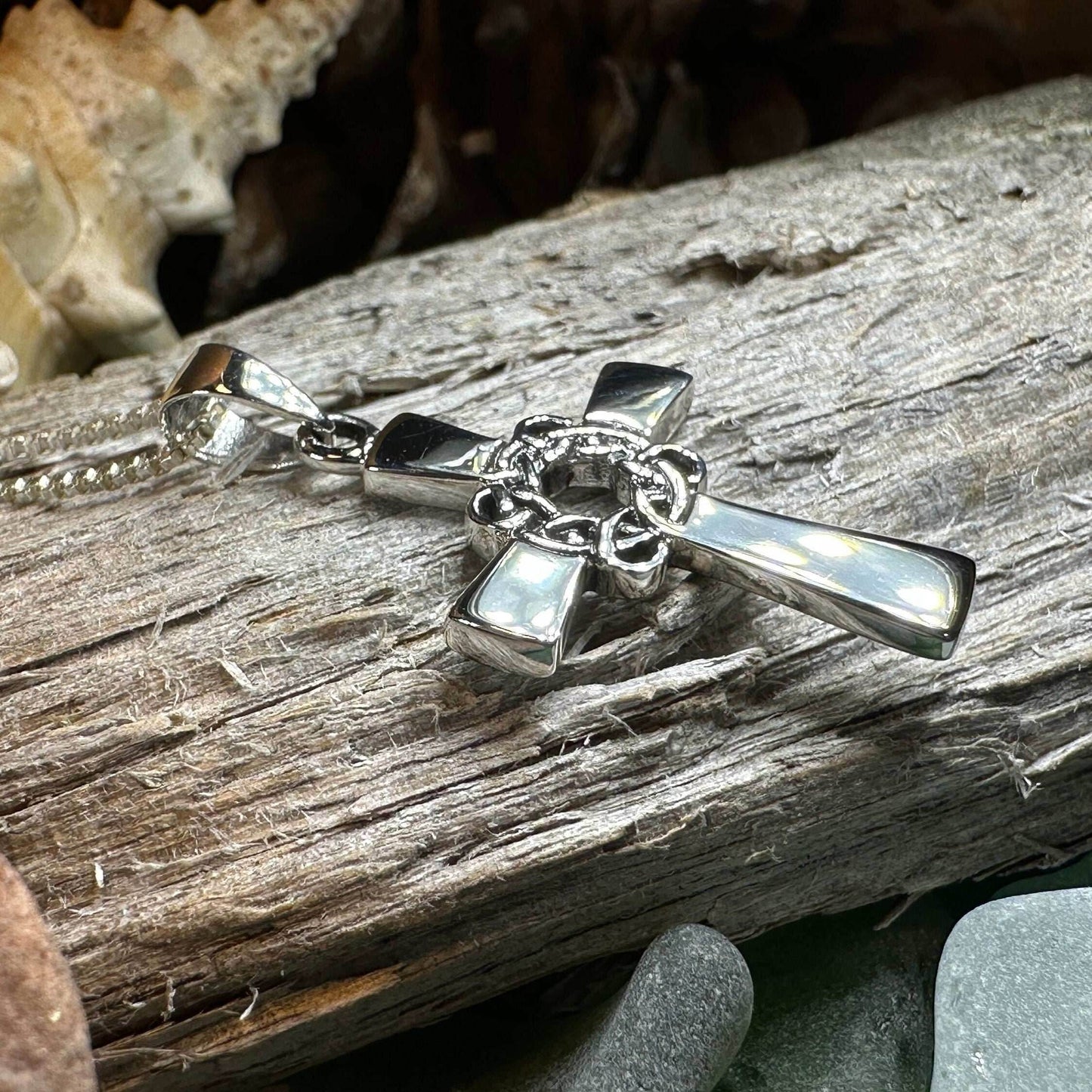 Cafell Celtic Cross Necklace - 18