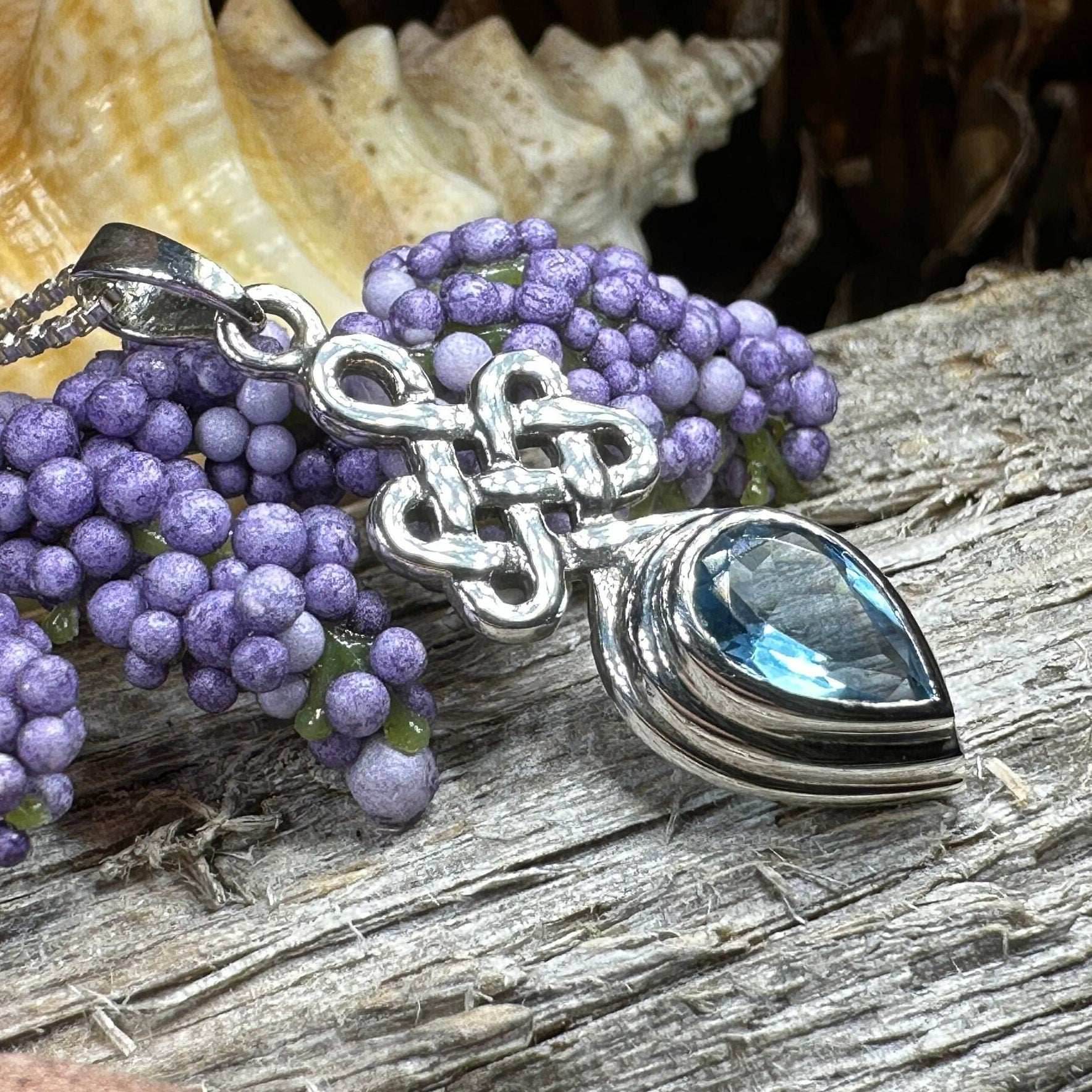 Vadaria Celtic Knot Necklace - 18 / Blue Topaz